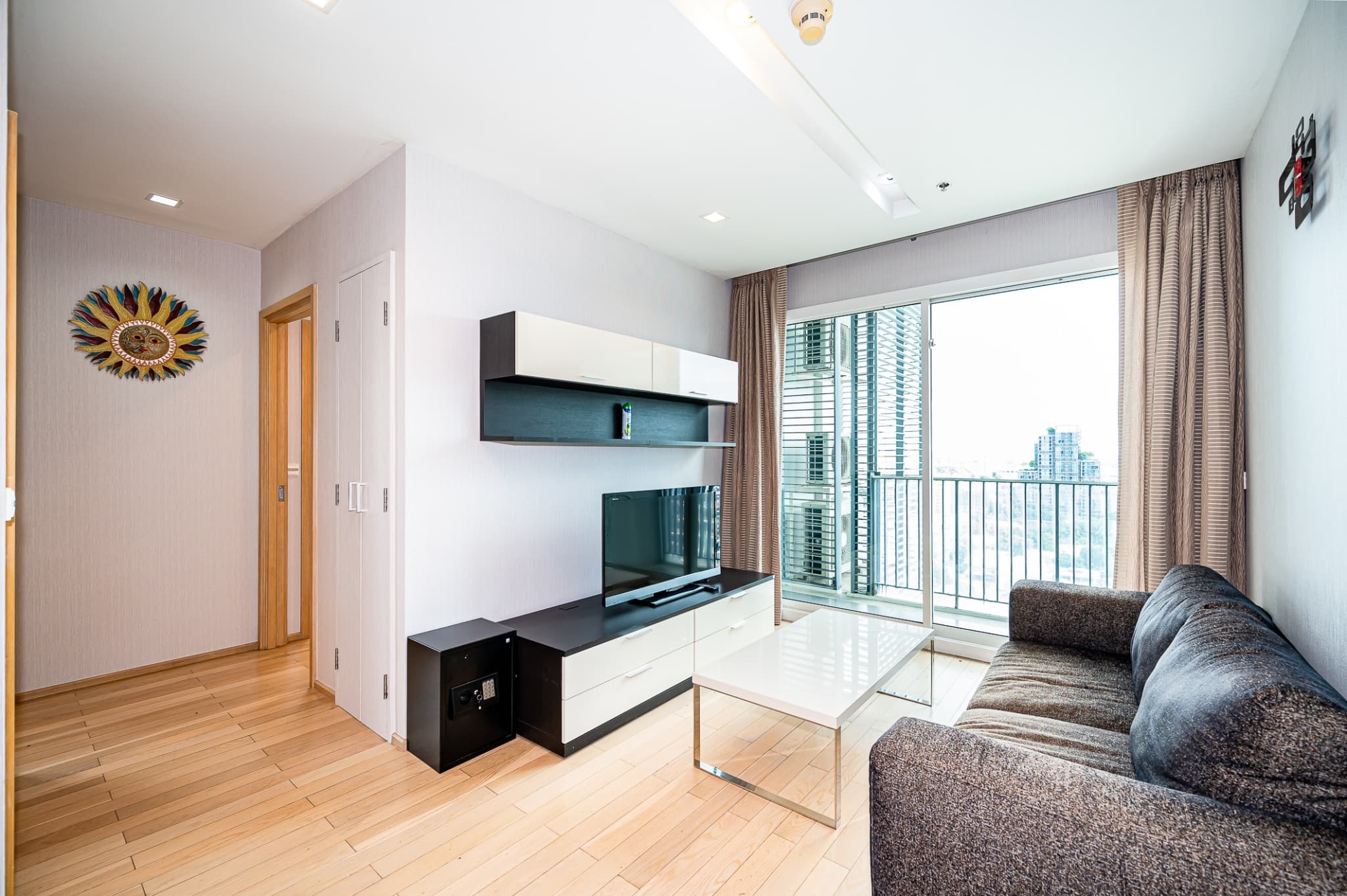 Siri At Sukhumvit · 2 Beds Condo, 75 sqm, for Rent