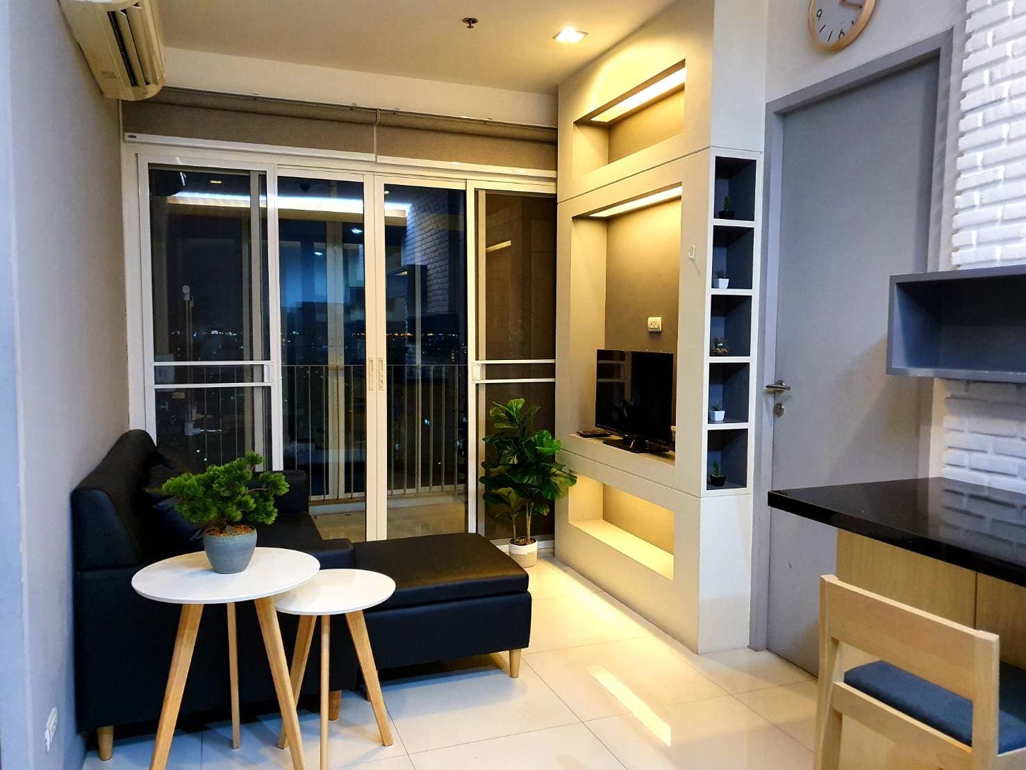 ขาย คอนโด Ideo Verve Sukhumvit · 2 ห้องนอน · 56.73 ตร.ม.
