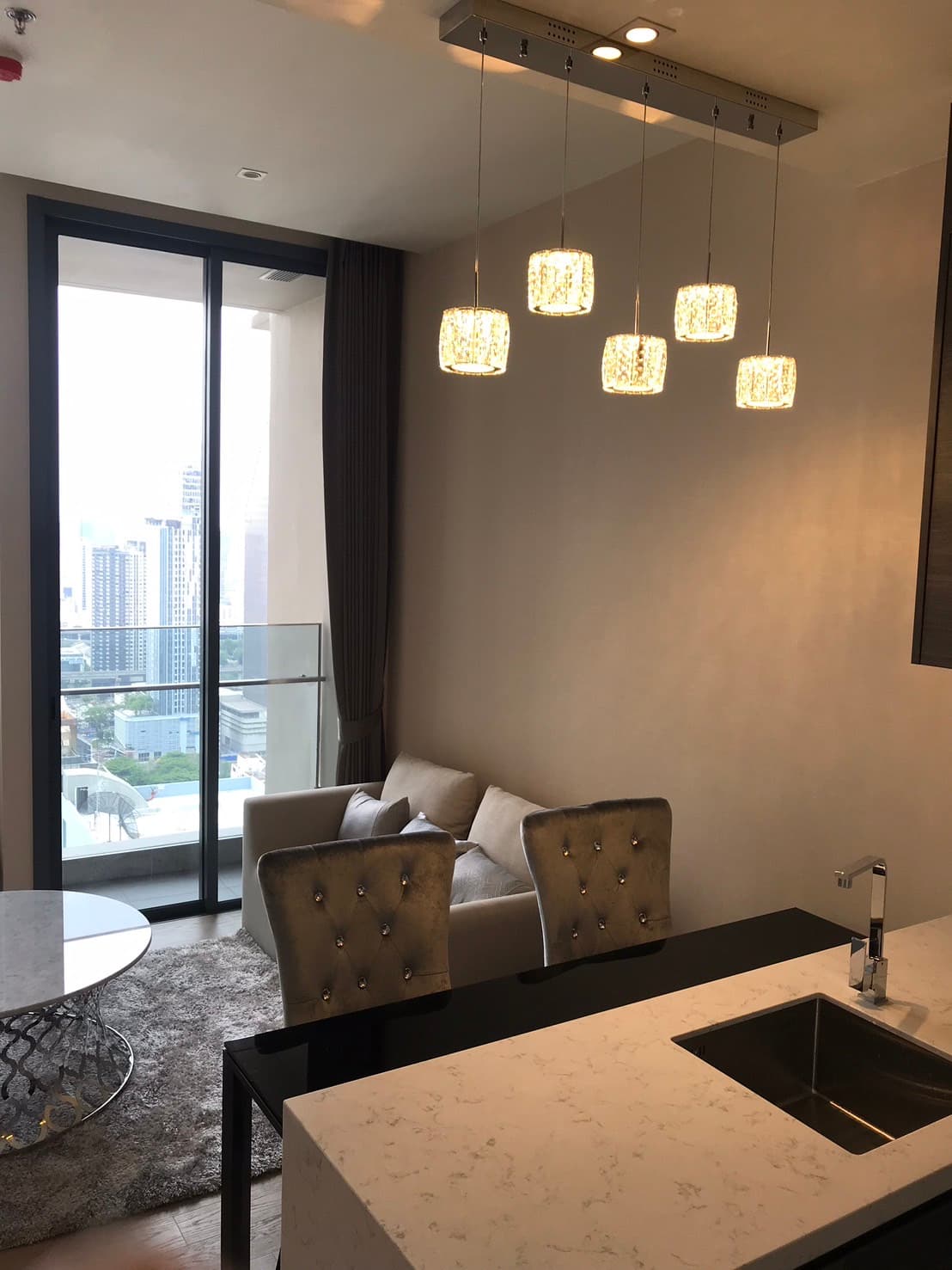 The Esse Asoke · 1 Bed Condo, 45 sqm, for Rent