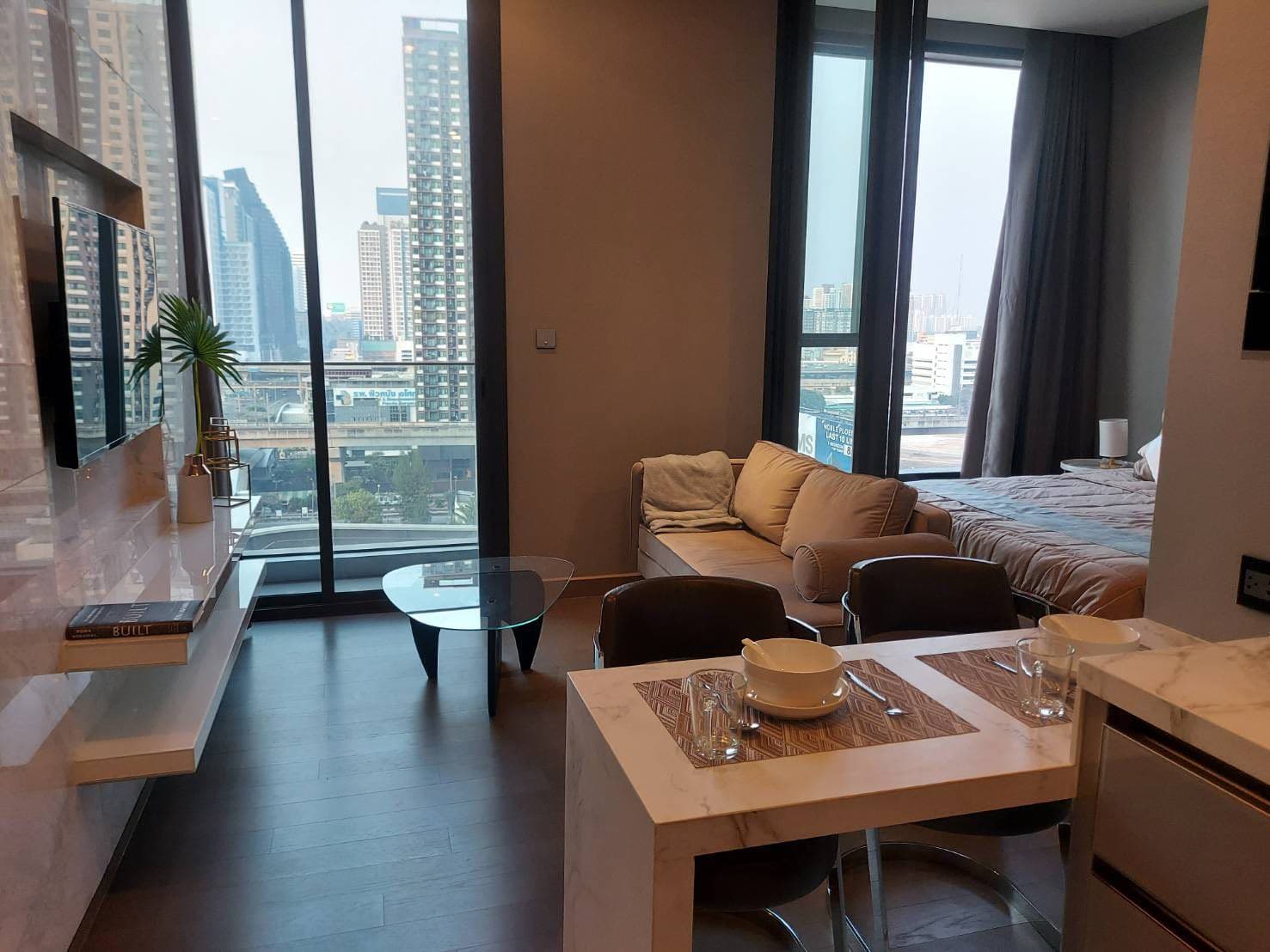 THE ESSE at SINGHA COMPLEX · 1 Bed Condo, 35 sqm, for Rent