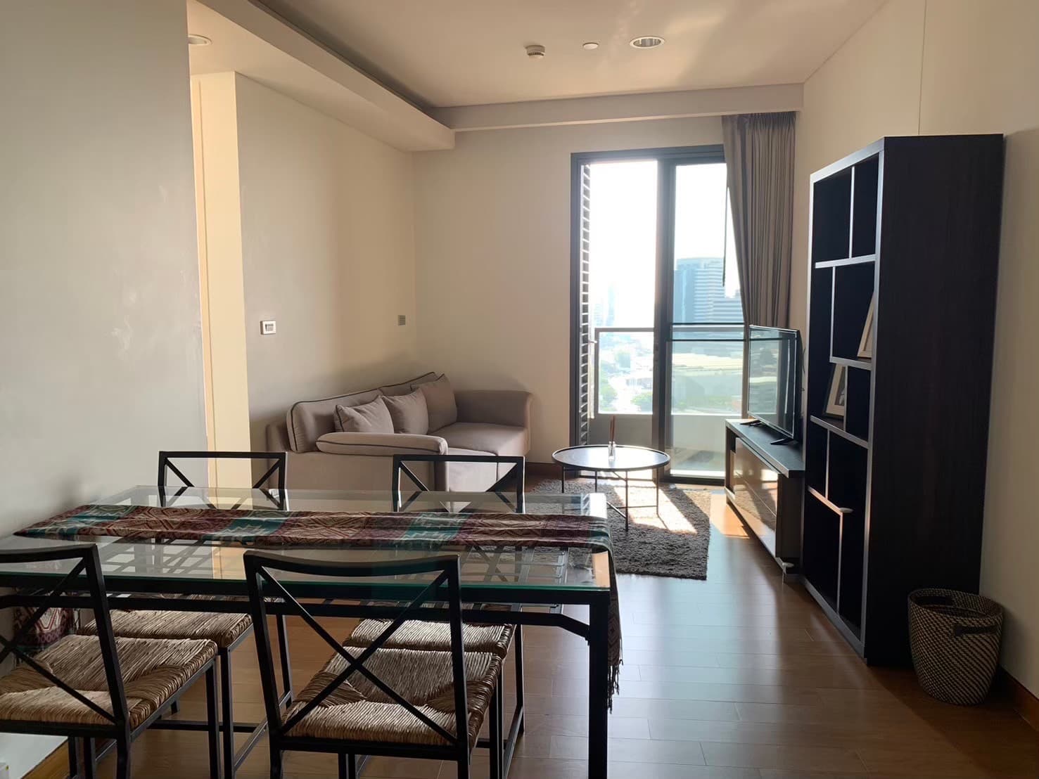 The Lumpini 24 · 2 Beds Condo, 55 sqm, for Rent