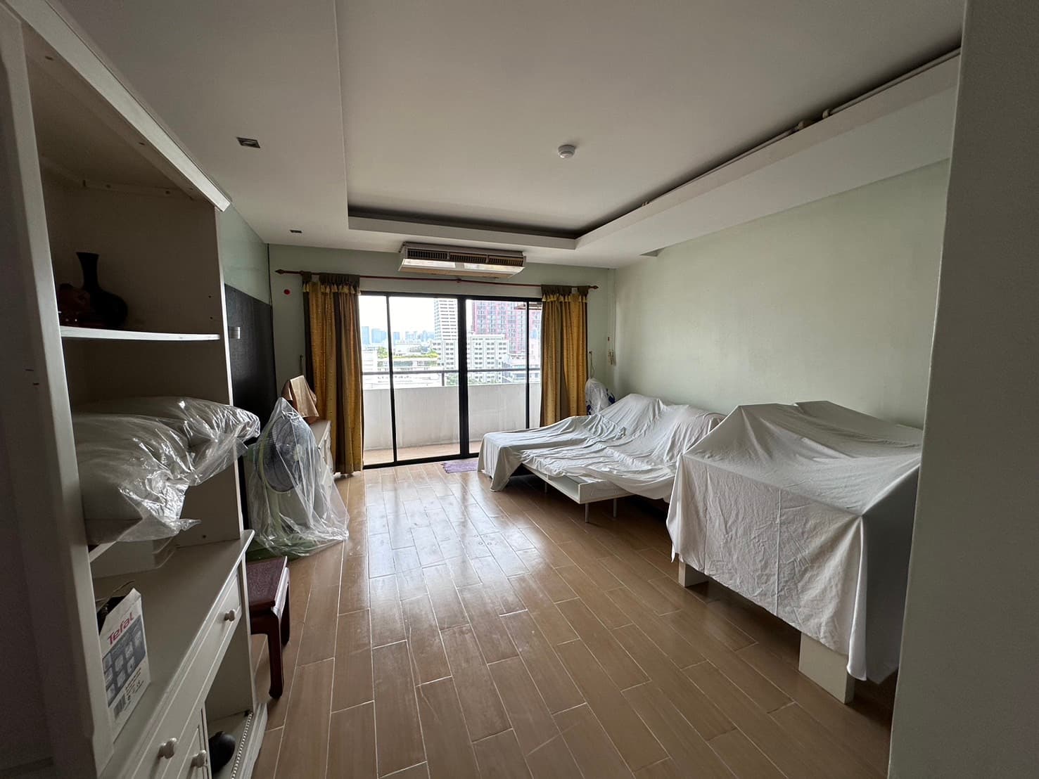 ขาย/เช่า คอนโด Centurion Park · 1 ห้องนอน · 64 ตร.ม.