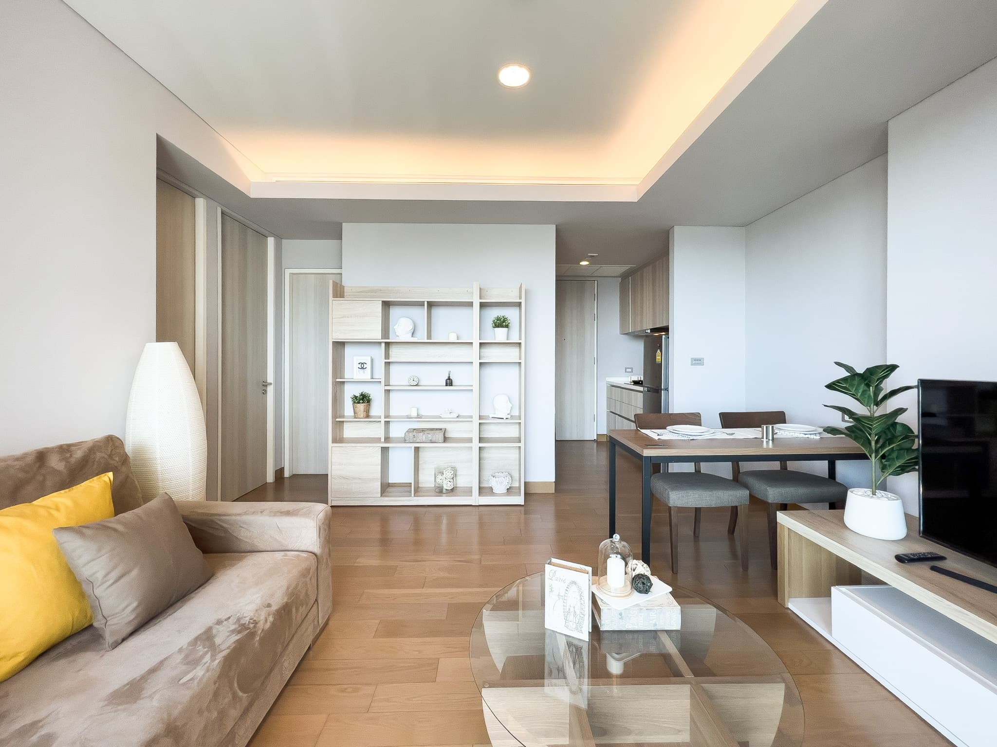 The Lumpini 24 · 2 Beds Condo, 55 sqm, for Rent