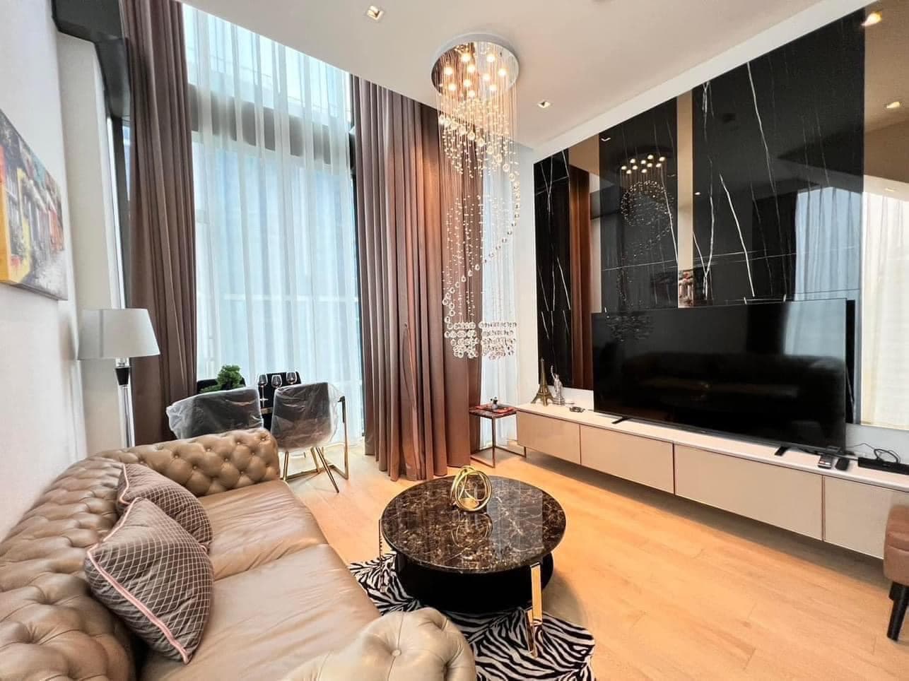 28 Chidlom · 1 Bed Condo, 51 sqm, for Rent