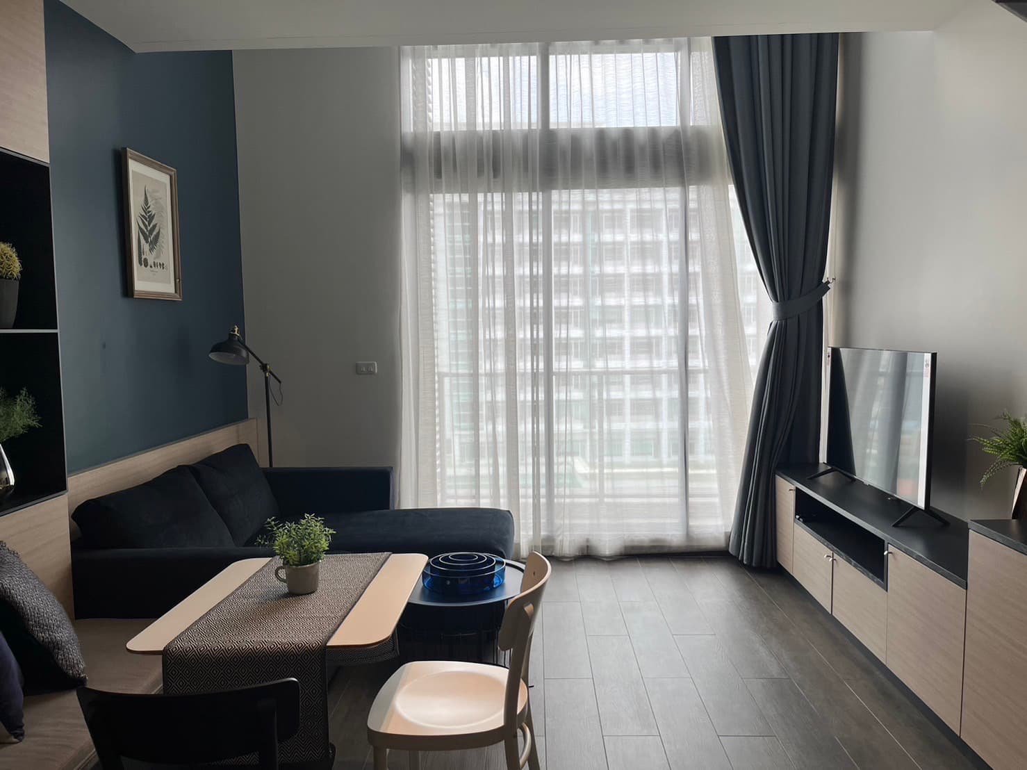 ขาย/เช่า คอนโด The Lofts Ekkamai · 1 ห้องนอน · 46.47 ตร.ม.