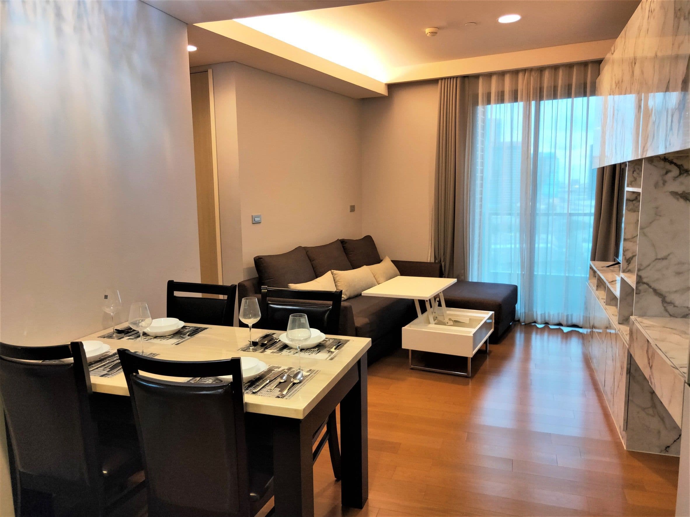 The Lumpini 24 · 2 Beds Condo, 55 sqm, for Rent