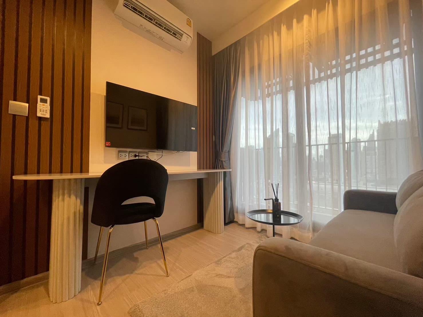 ให้เช่า คอนโด Life Asoke Hype · 1 ห้องนอน · 35 ตร.ม.