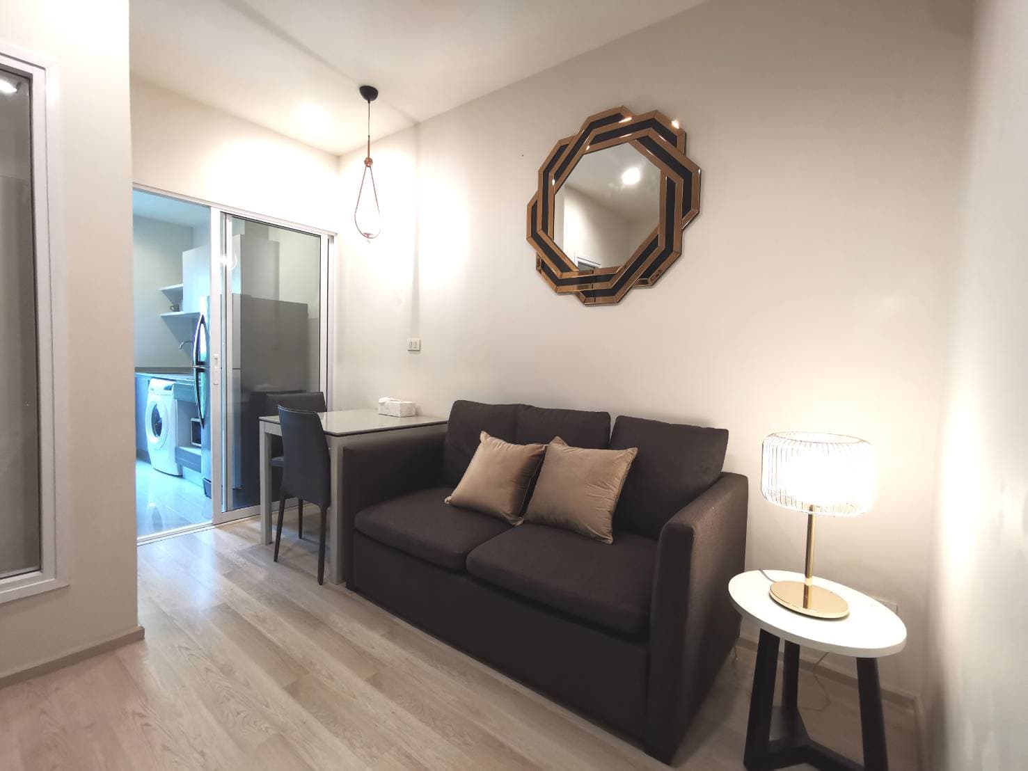 ขาย/เช่า คอนโด Centric Ratchada-Huai Khwang · 1 ห้องนอน · 26 ตร.ม.