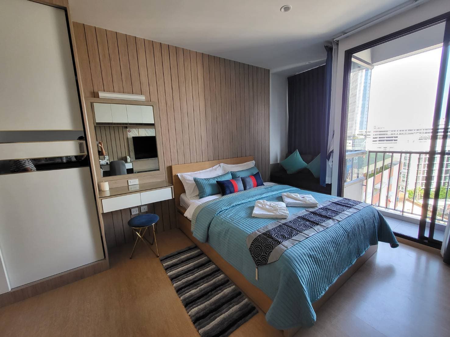 Maru Ladprao 15 · 1 Bed Condo, 30 sqm, for Rent