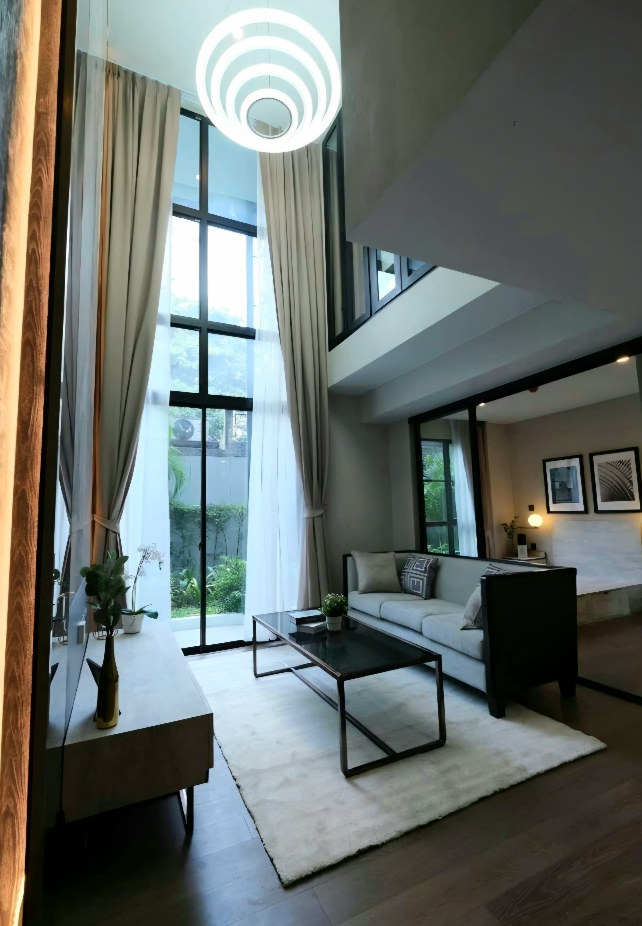 ขาย/เช่า คอนโด Na Vara Residence · 2 ห้องนอน · 86 ตร.ม.