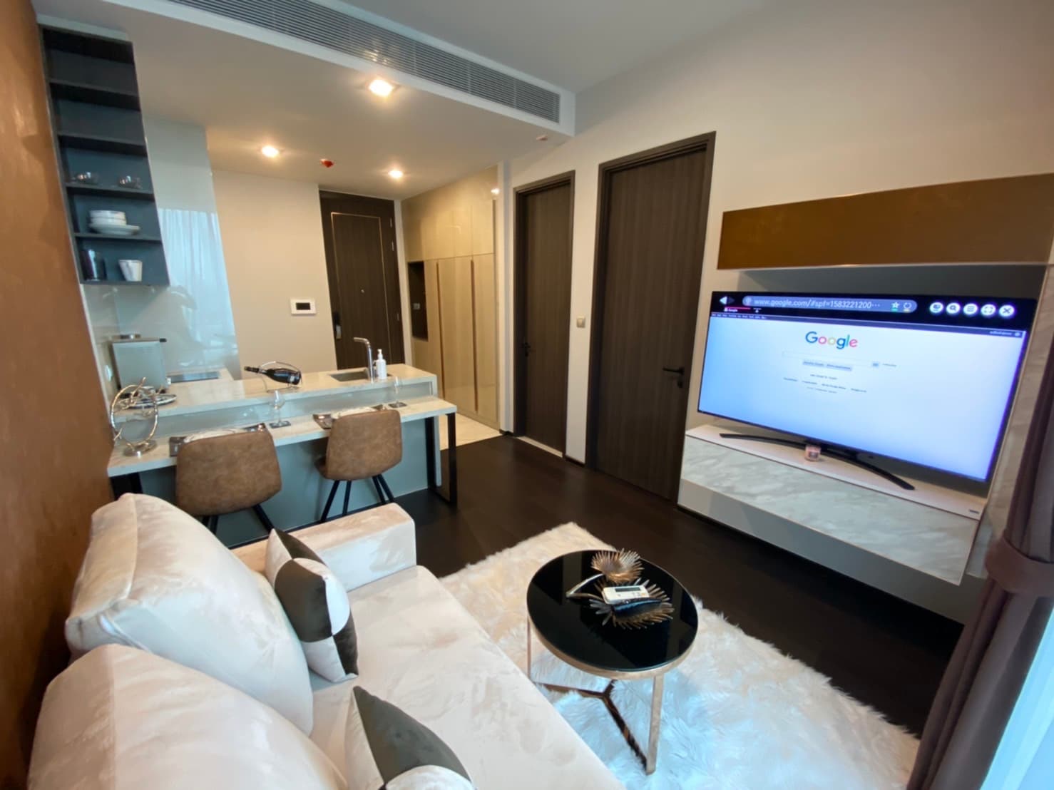ขาย/เช่า คอนโด LAVIQ Sukhumvit 57 · 1 ห้องนอน · 44 ตร.ม.