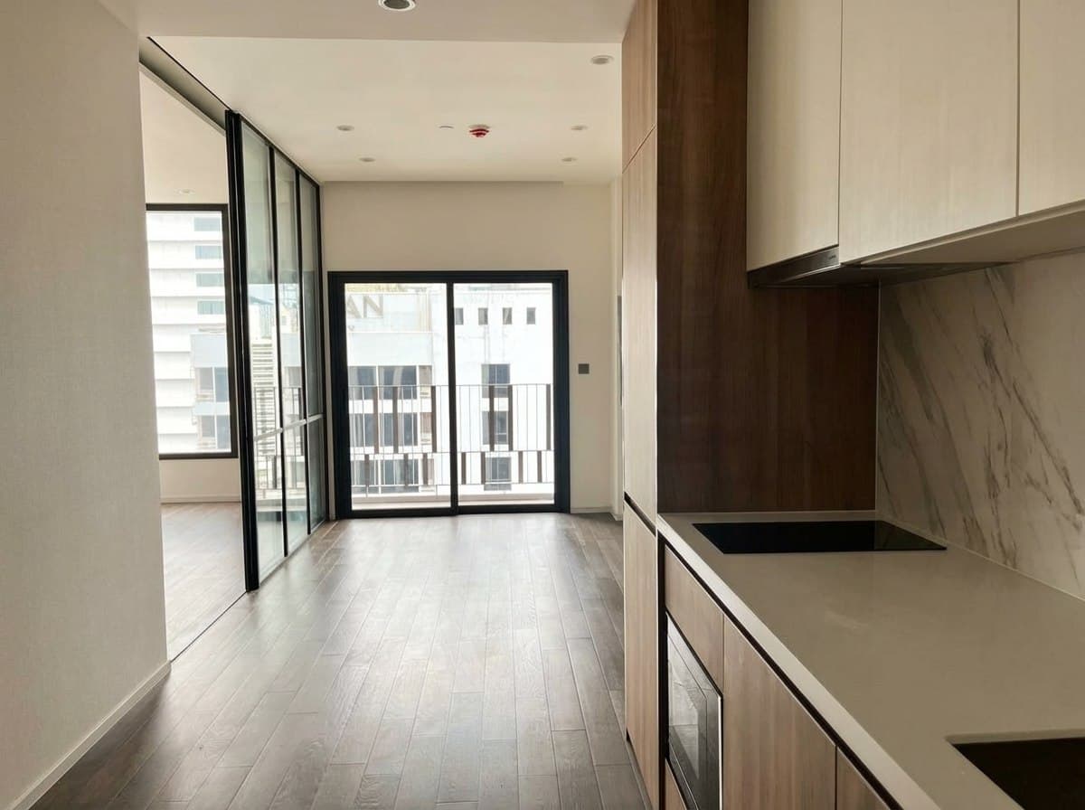 Muniq Sukhumvit 23 · 1 Bed Condo, 43.5 sqm, for Rent