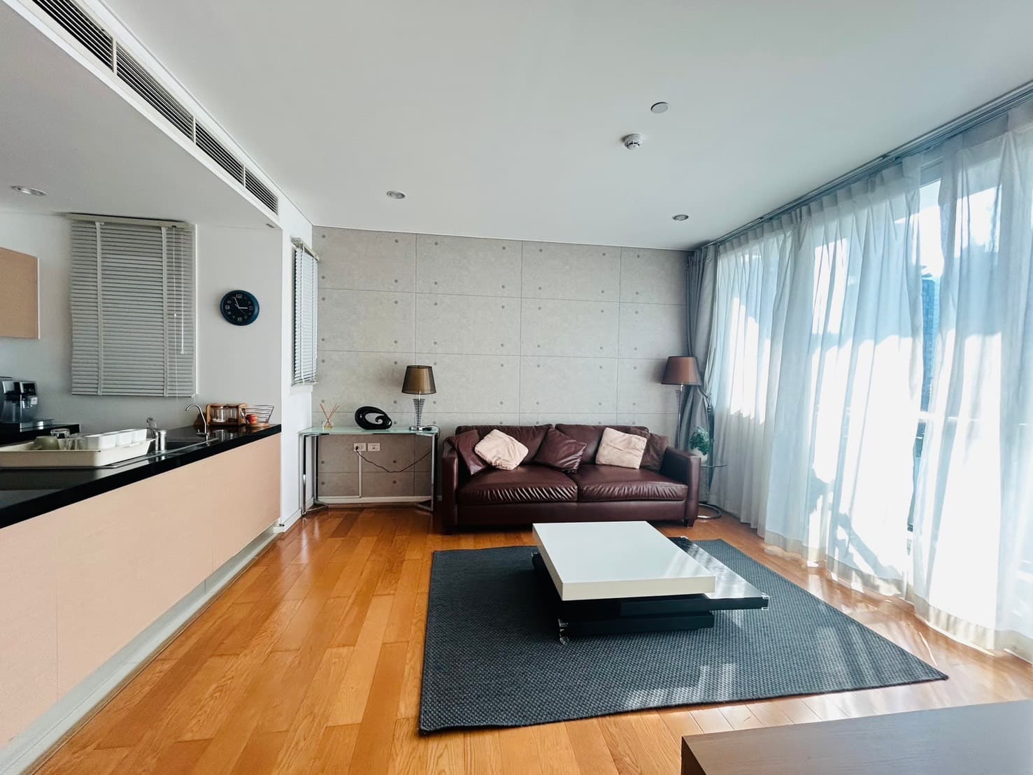 Wind Sukhumvit 23 · 3 Beds Condo, 107 sqm, for Rent