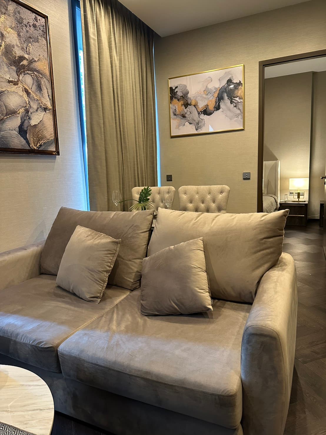 ขาย/เช่า คอนโด The Esse Sukhumvit 36 · 1 ห้องนอน · 43 ตร.ม.