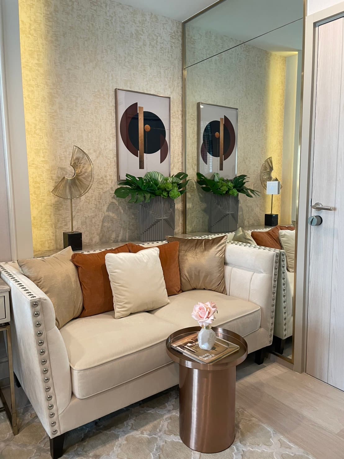 Life One Wireless · 1 Bed Condo, 35 sqm, for Rent