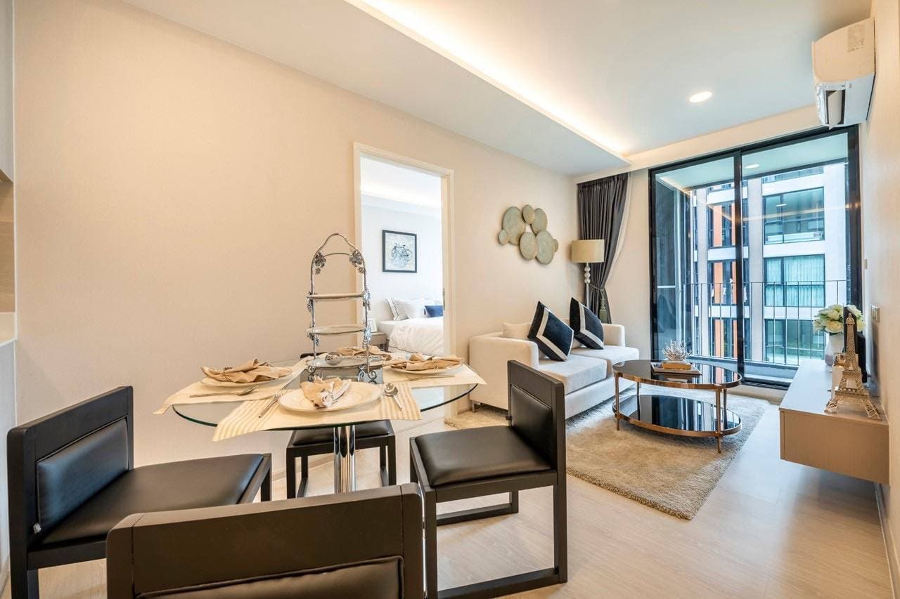Vtara Sukhumvit 36 · 2 Beds Condo, 65.41 sqm, for Sale or Rent