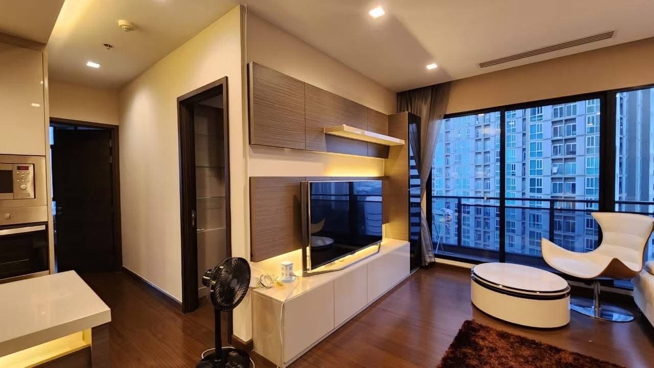 Ivy Ampio · 2 Beds Condo, 82 sqm, for Rent