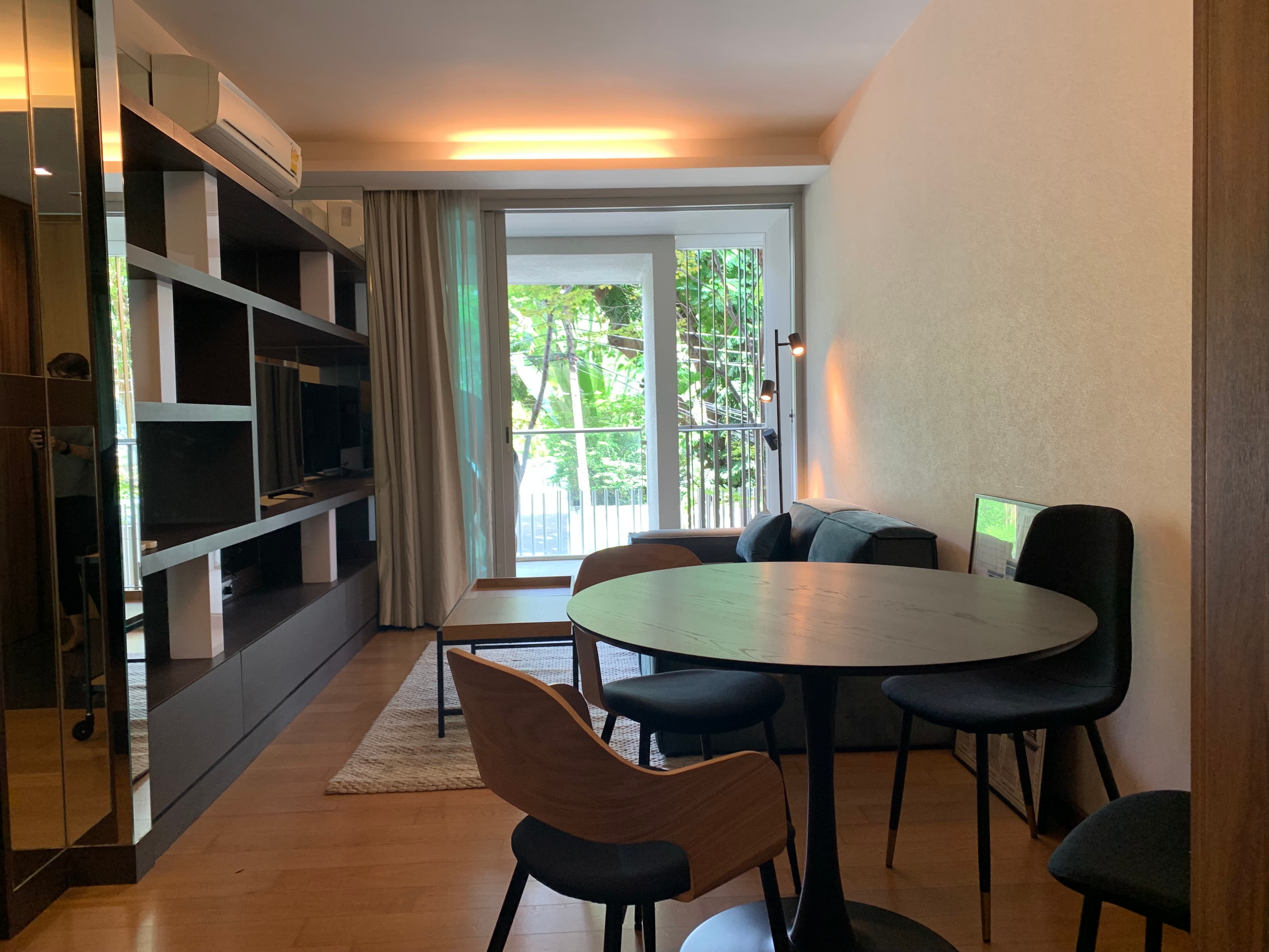 1BR Condo for Rent Pool & Gym