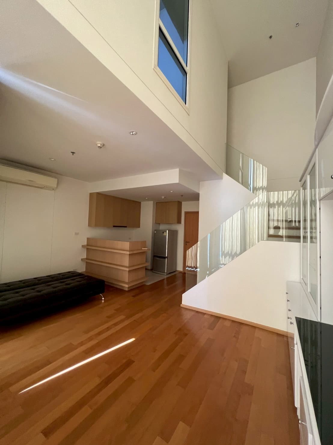 ให้เช่า คอนโด Villa Rachatewi · 1 ห้องนอน · 70 ตร.ม.
