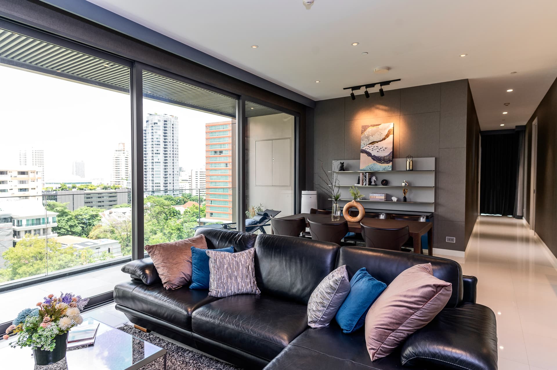 ขาย คอนโด Vittorio Sukhumvit 39 · 2 ห้องนอน · 141.67 ตร.ม.