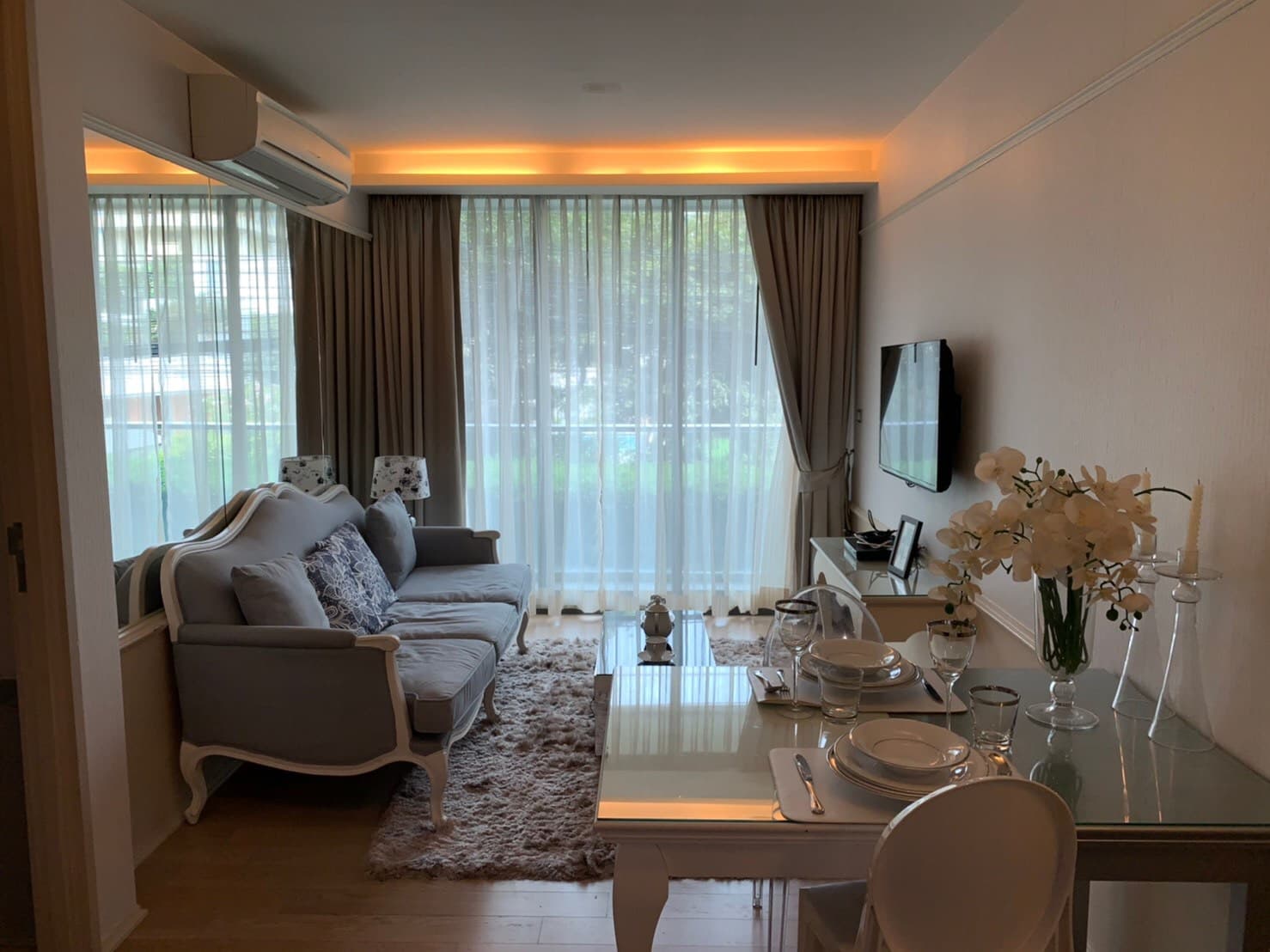 Via 49 · 1 Bed Condo, 46.5 sqm, for Sale or Rent
