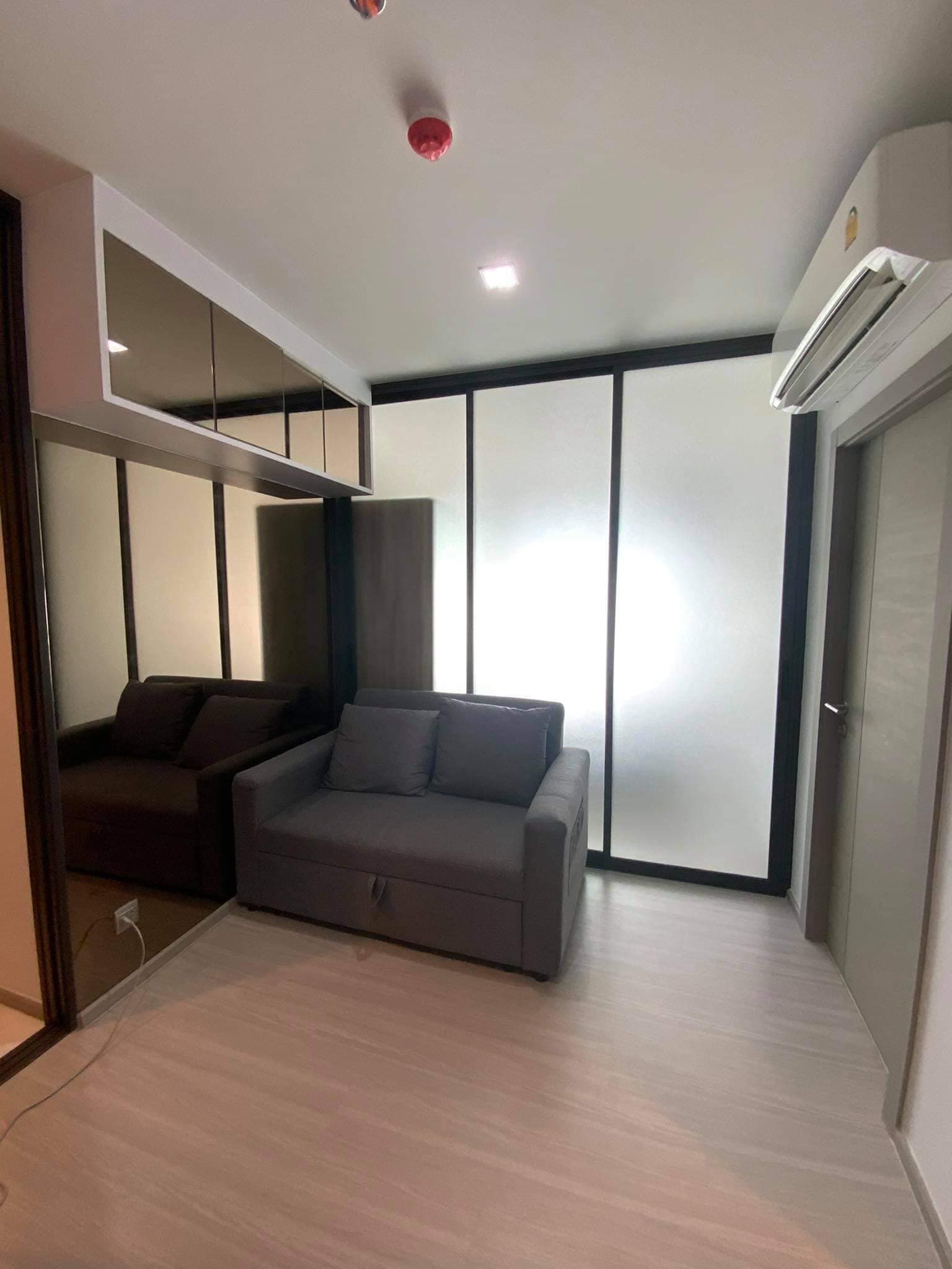 Life Asoke - Rama 9 · 2 Beds Condo, 36 sqm, for Rent