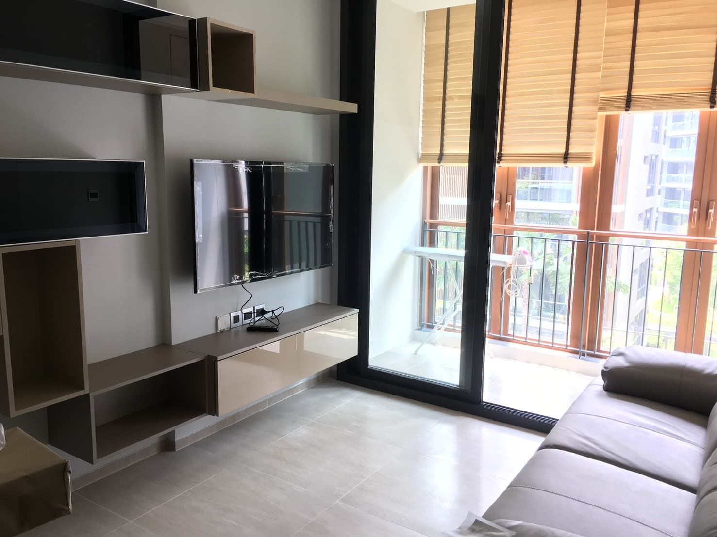 Mori Haus · 1 Bed Condo, 37 sqm, for Sale or Rent