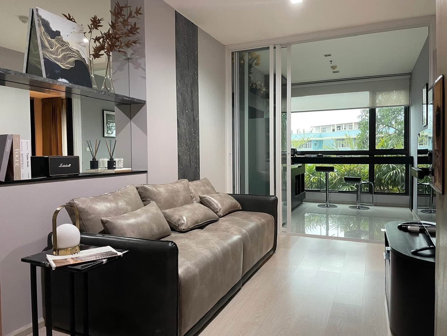 ขาย/เช่า คอนโด RHYTHM Sukhumvit 44/1 · 1 ห้องนอน · 45 ตร.ม.