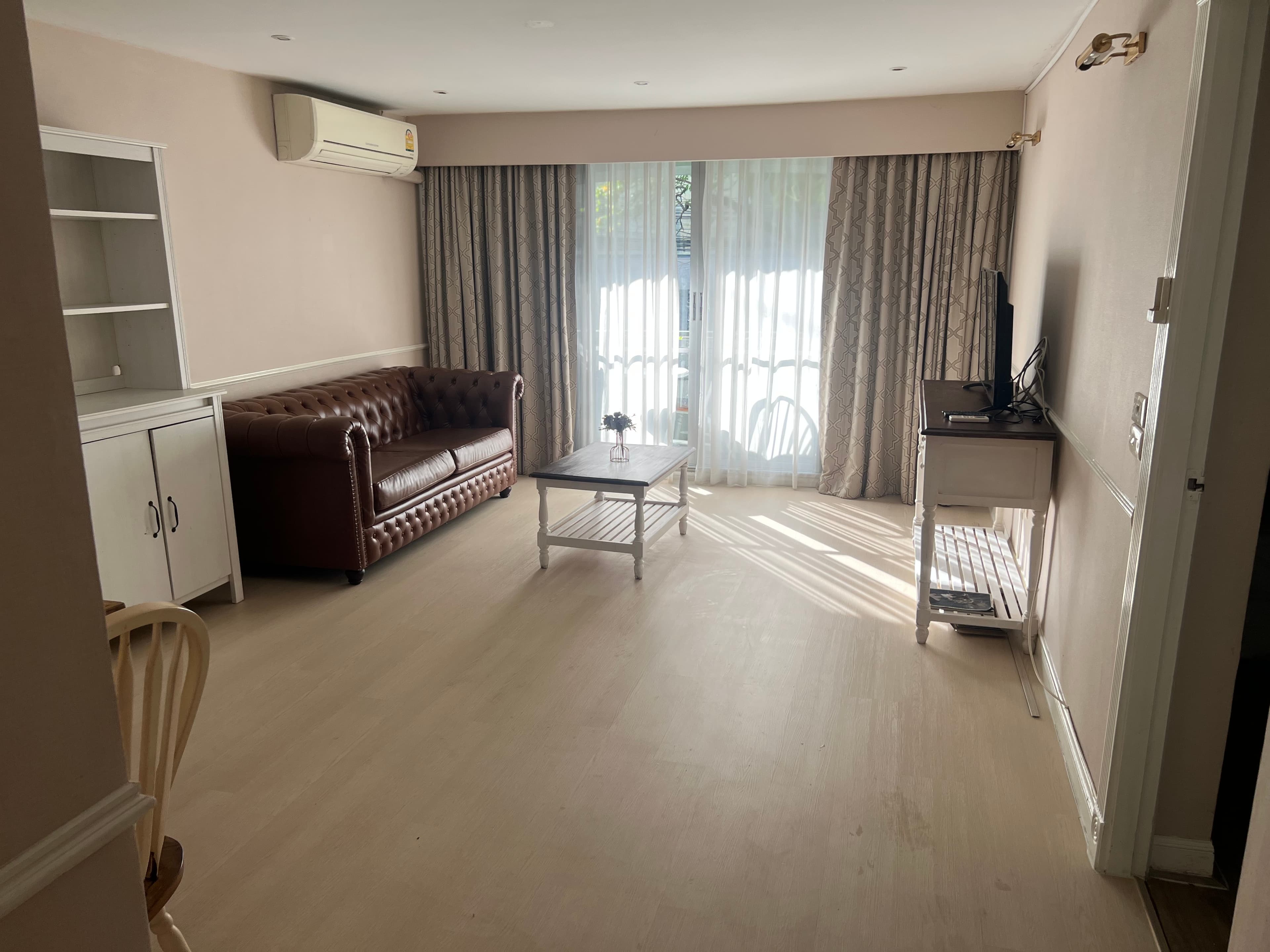 ขาย/เช่า คอนโด Raintree Villa · 2 ห้องนอน · 83 ตร.ม.