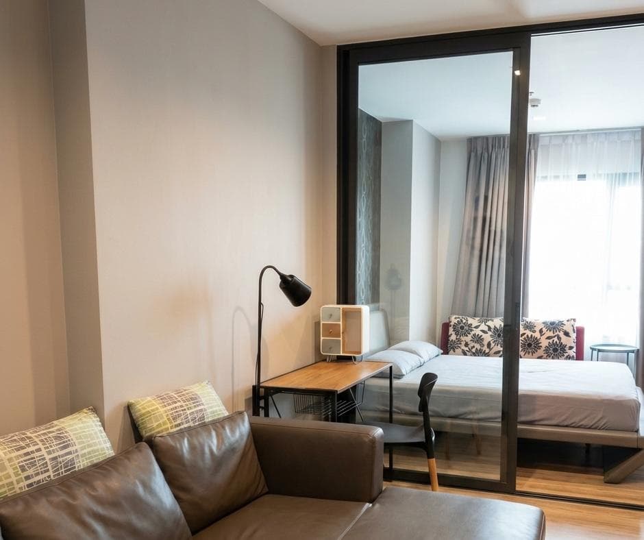 Life One Wireless · 1 Bed Condo, 35 sqm, for Rent