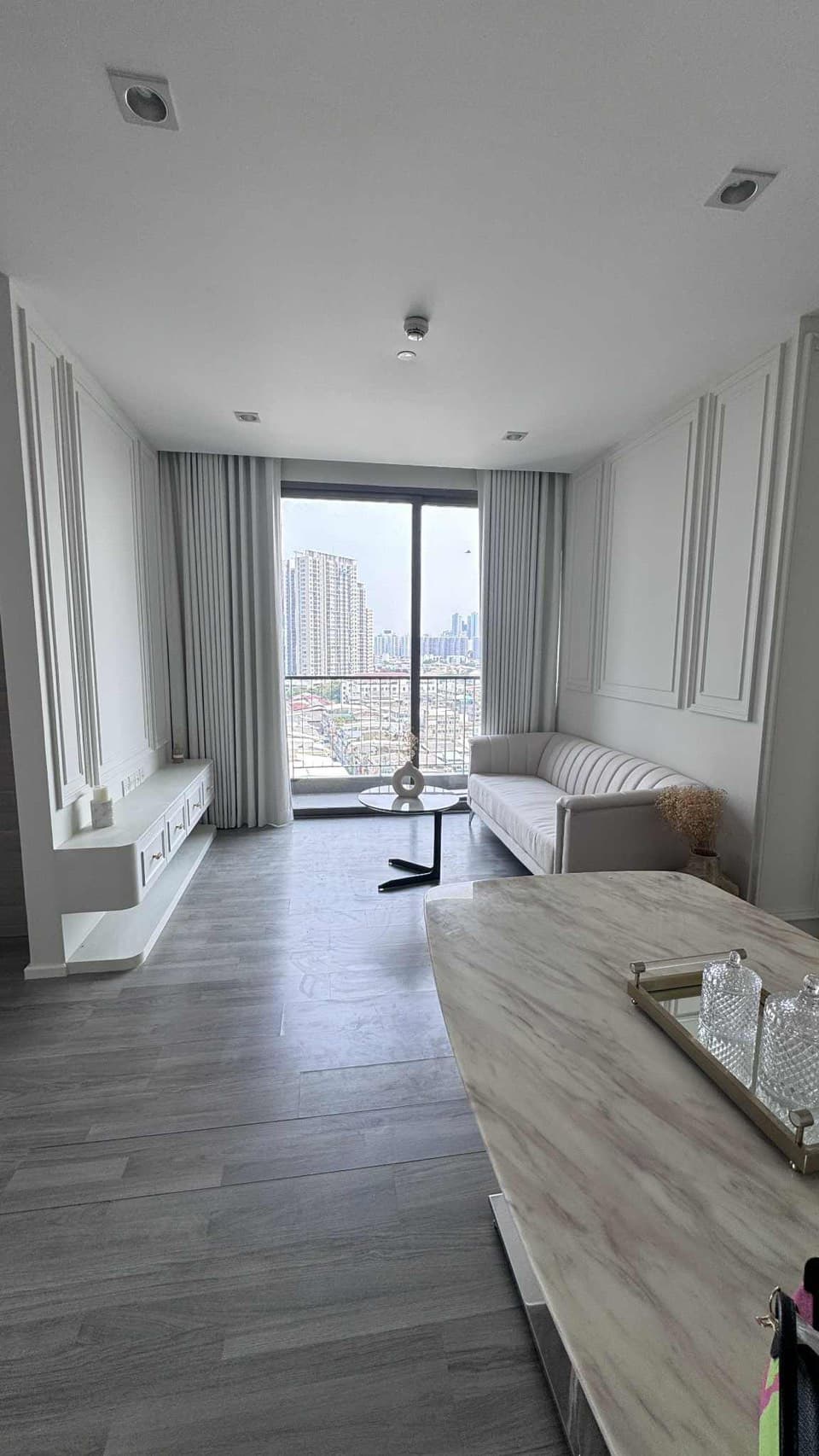 ขาย/เช่า คอนโด The Room Sathorn-St.Louis · 2 ห้องนอน · 67 ตร.ม.