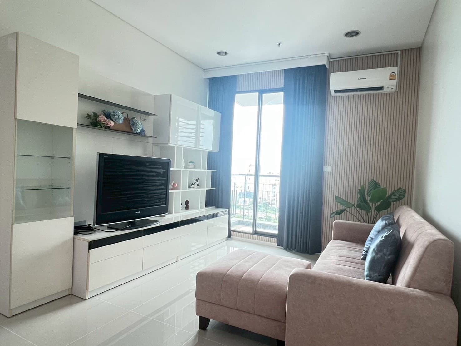 ขาย คอนโด Villa Asoke · 1 ห้องนอน · 48 ตร.ม.