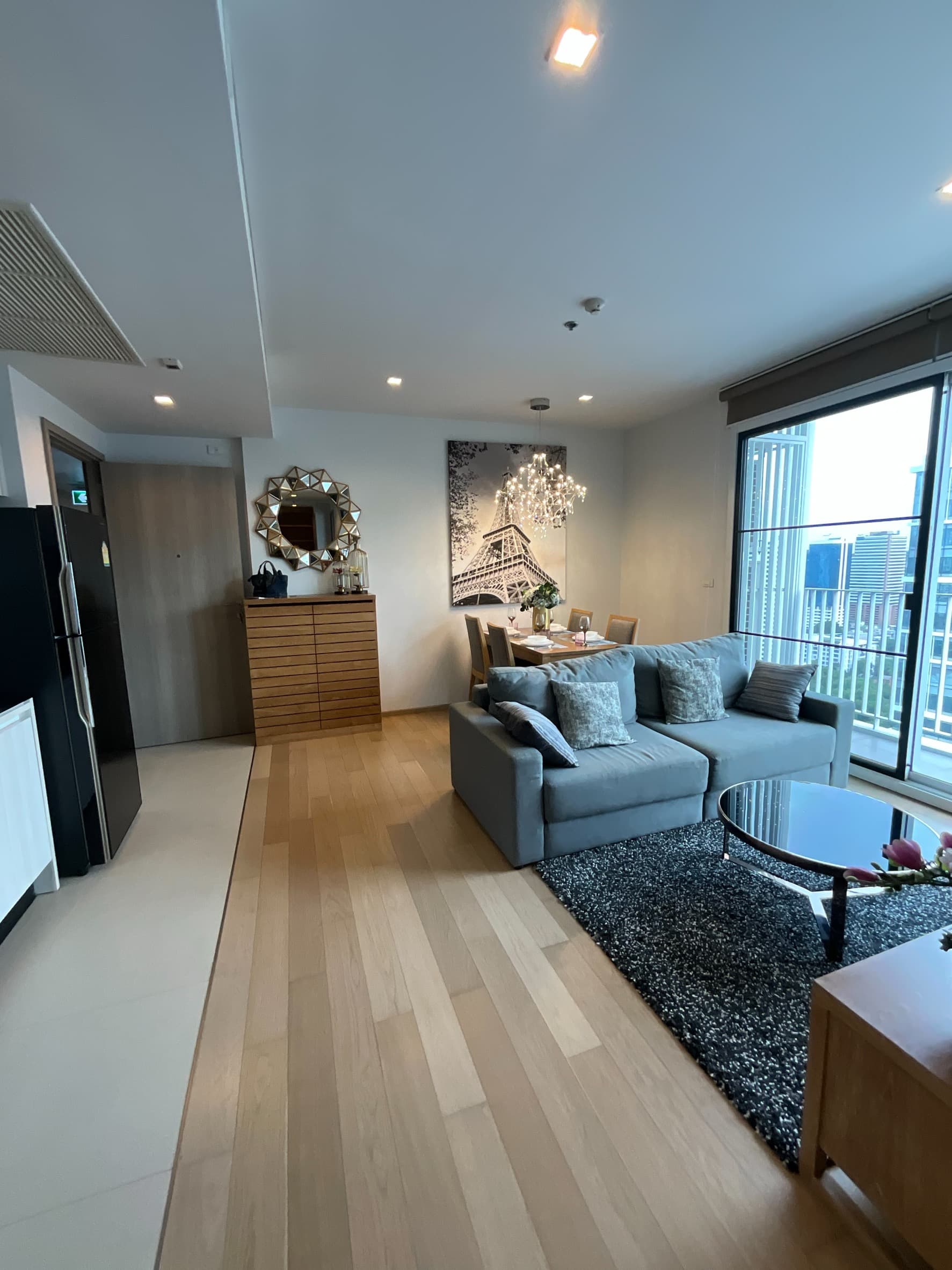 ให้เช่า คอนโด HQ By Sansiri · 2 ห้องนอน · 75 ตร.ม.