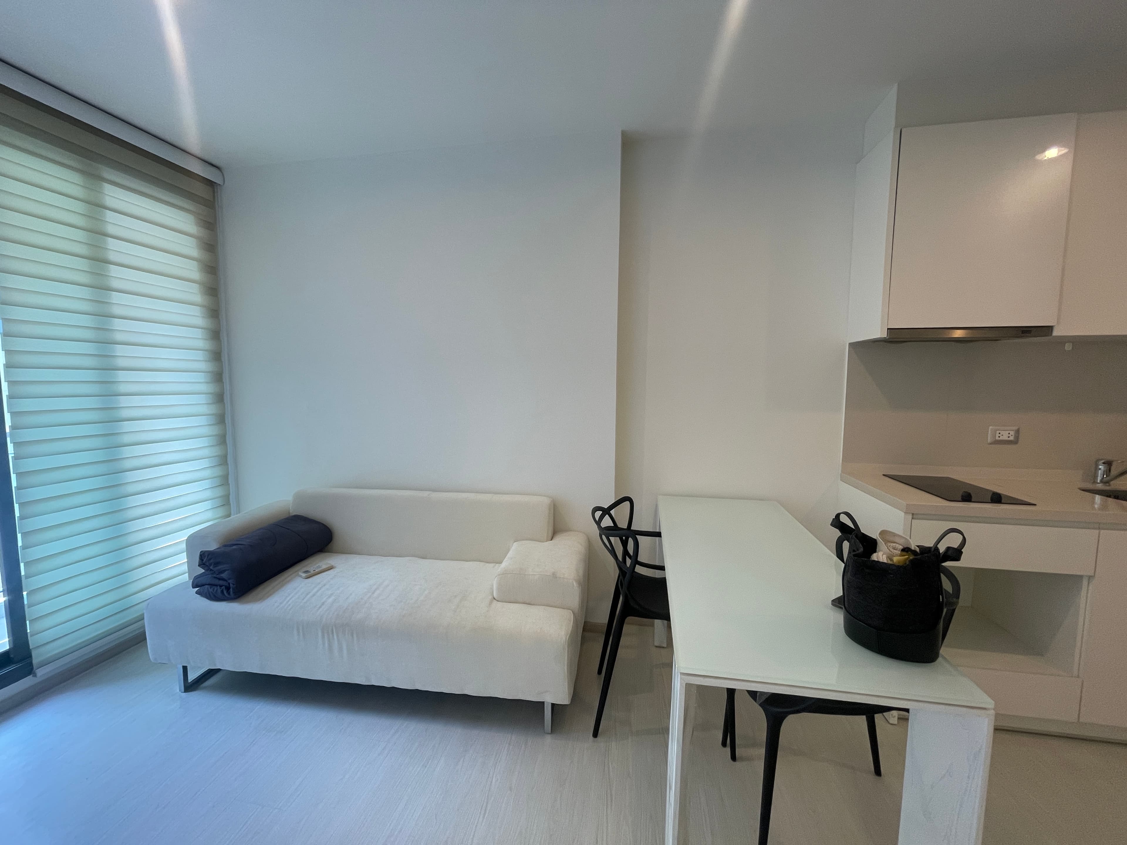 ขาย คอนโด RHYTHM Sukhumvit 42 · 1 ห้องนอน · 35 ตร.ม.