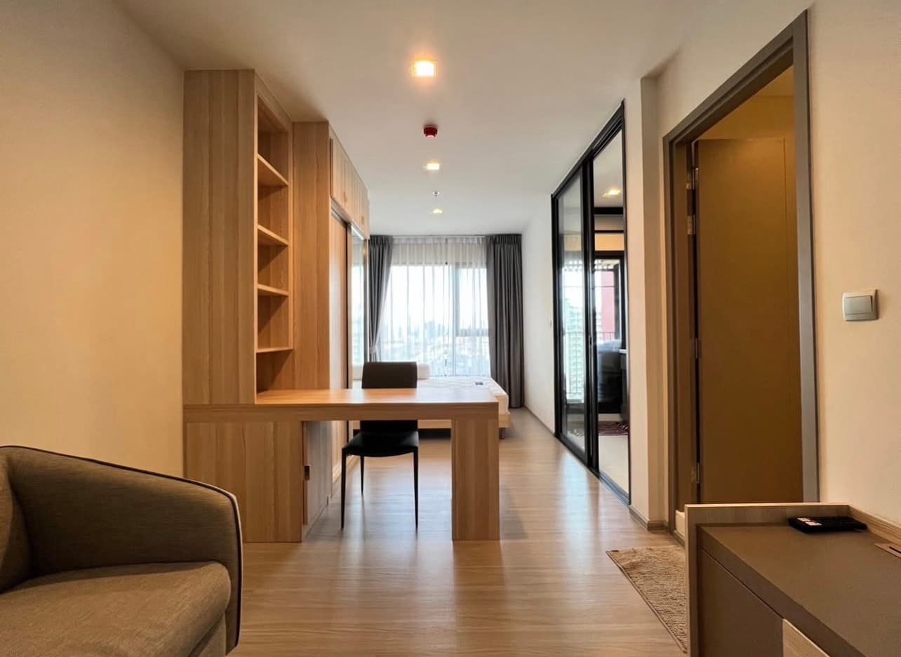 Life Asoke Hype · Studio Condo, 27 sqm, for Rent