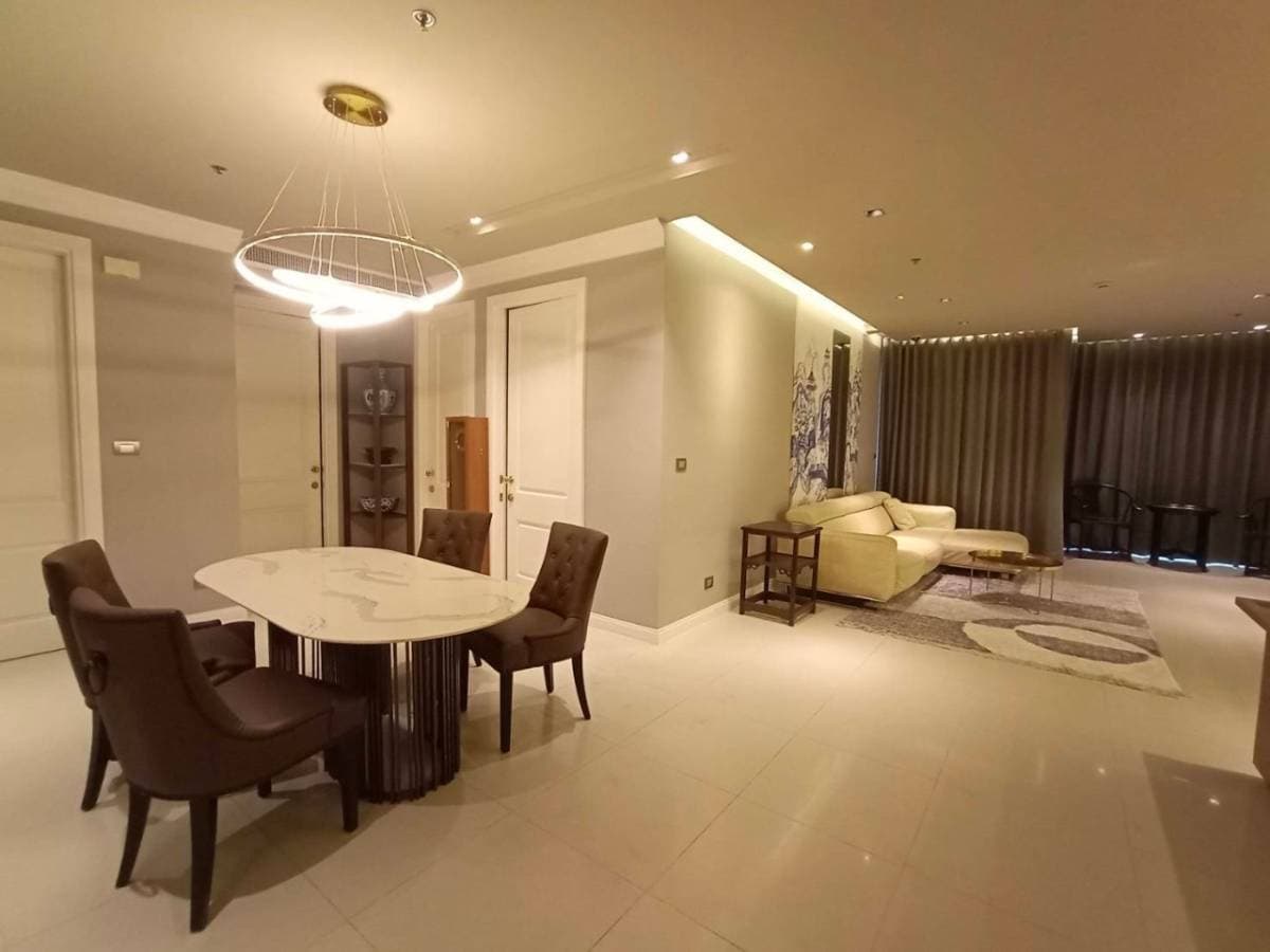 Athenee Residence · 2 Beds Condo, 133.57 sqm, for Rent