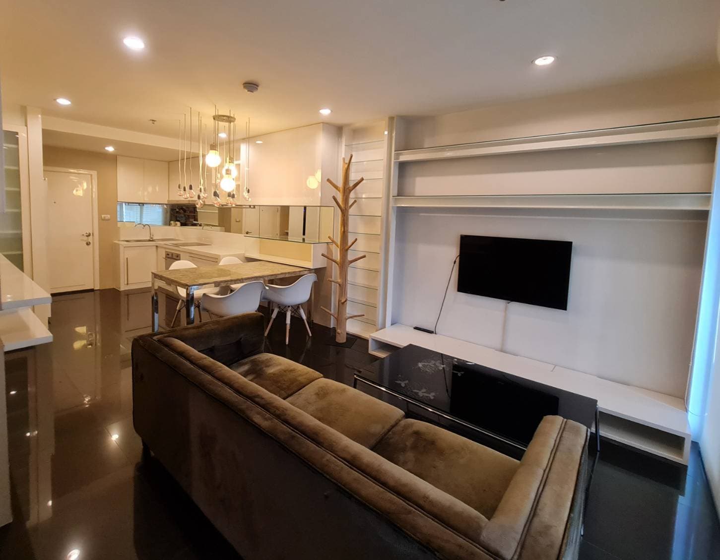 Grand Park View Asoke · 2 Beds Condo, 68 sqm, for Rent