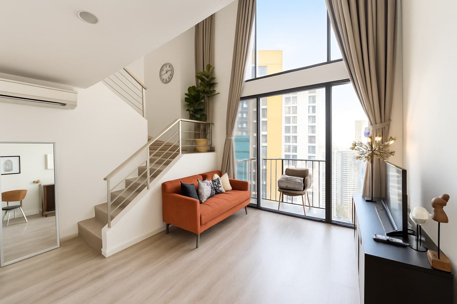 Ideo Mobi Asoke · 1 Bed Condo, 45 sqm, for Rent