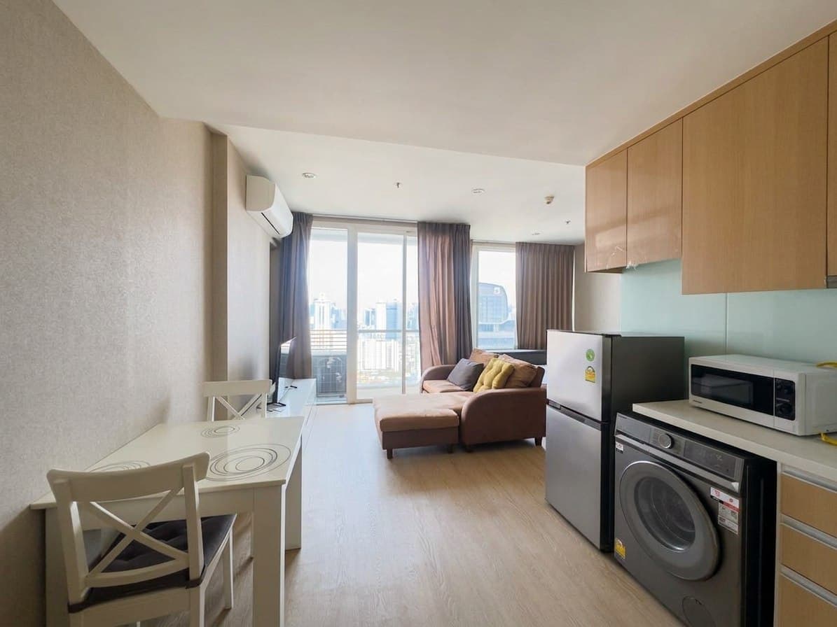 Villa Rachatewi · Studio Condo, 40 sqm, for Rent