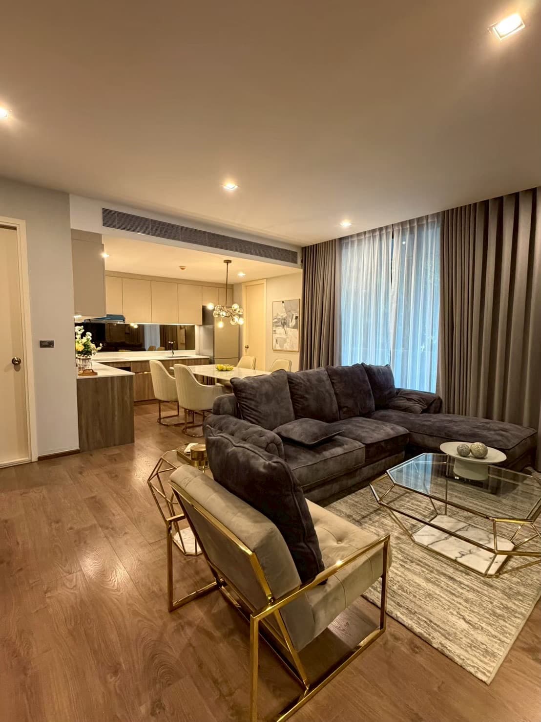 ขาย/เช่า คอนโด Nares Private Residences · 3 ห้องนอน · 98.96 ตร.ม.
