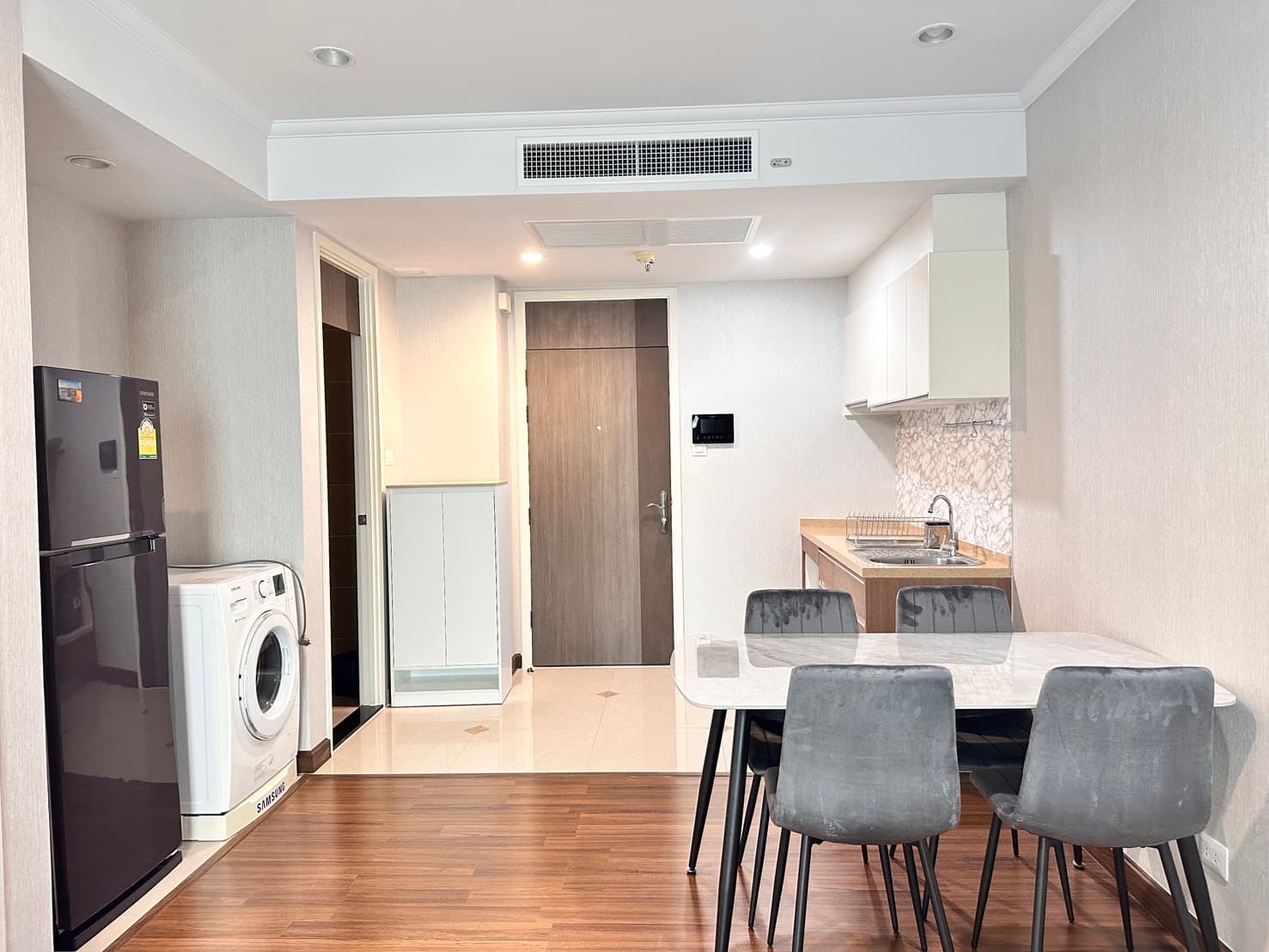 Supalai Elite Sathorn - Suanplu · 1 Bed Condo, 50 sqm, for Rent
