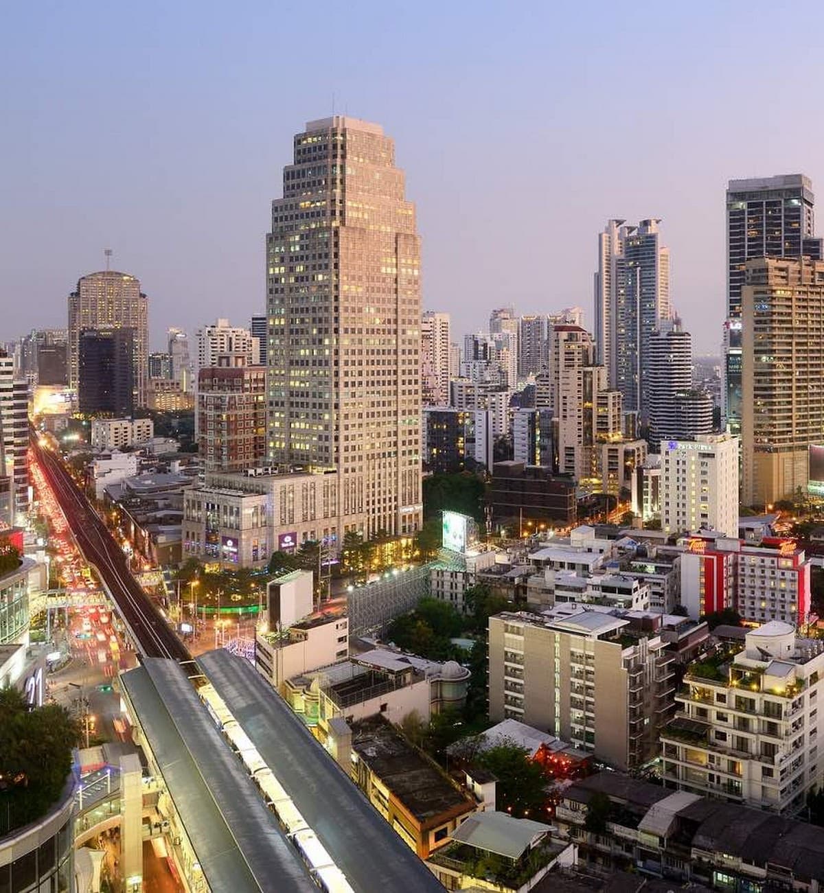 ขาย/เช่า คอนโด 15 Sukhumvit Residences · 2 ห้องนอน · 63 ตร.ม.