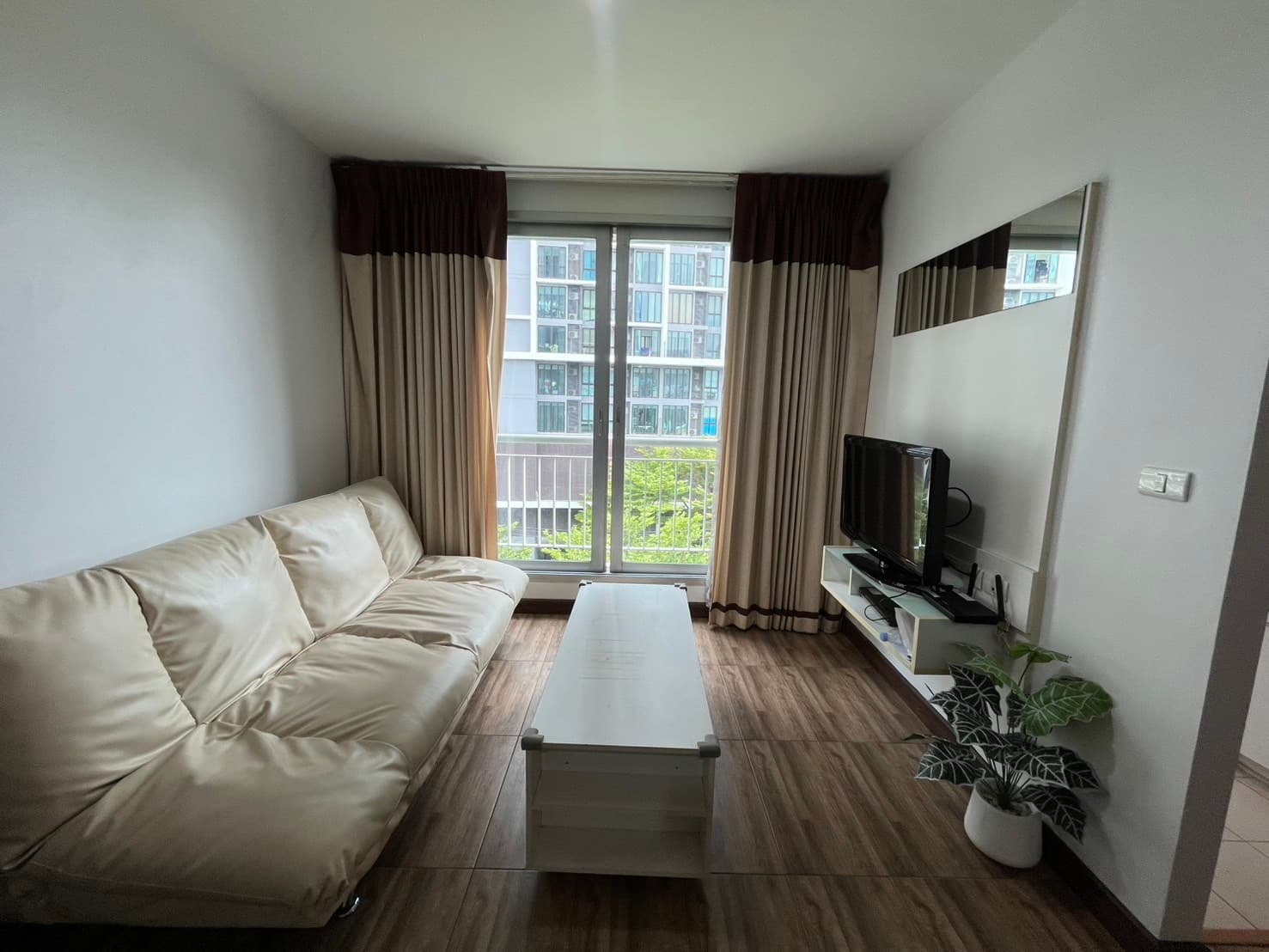 ขาย/เช่า คอนโด Life@Ratchada - Huaikhwang · 2 ห้องนอน · 56 ตร.ม.