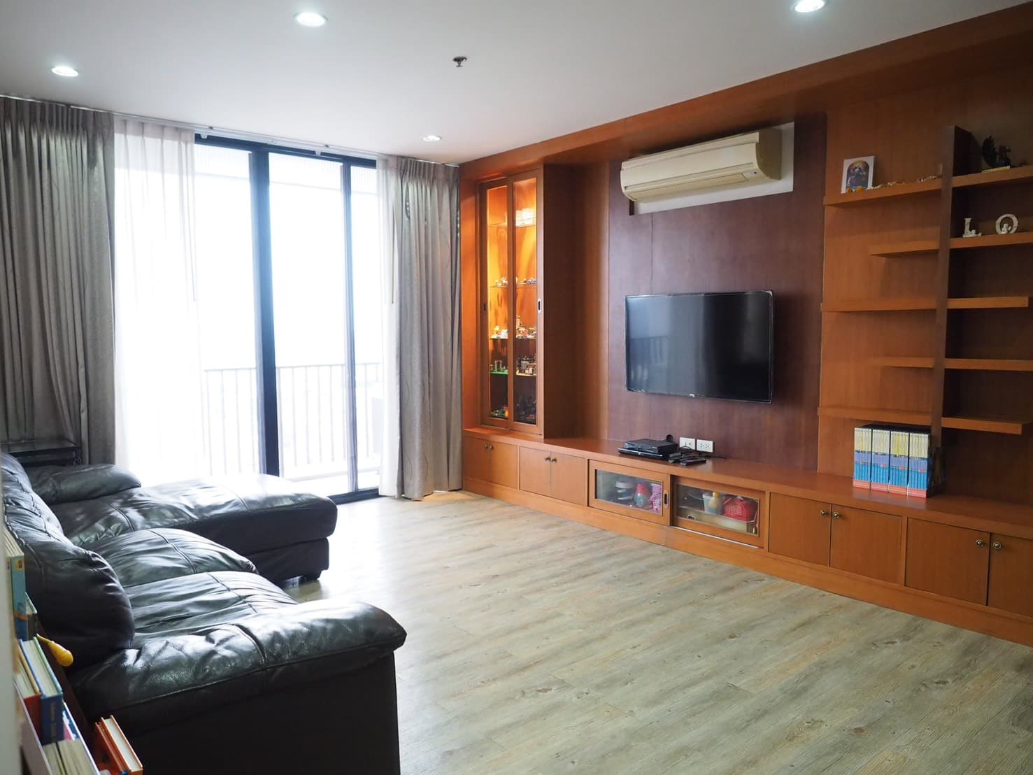 ขาย คอนโด The Issara Ladprao · 3 ห้องนอน · 138 ตร.ม.