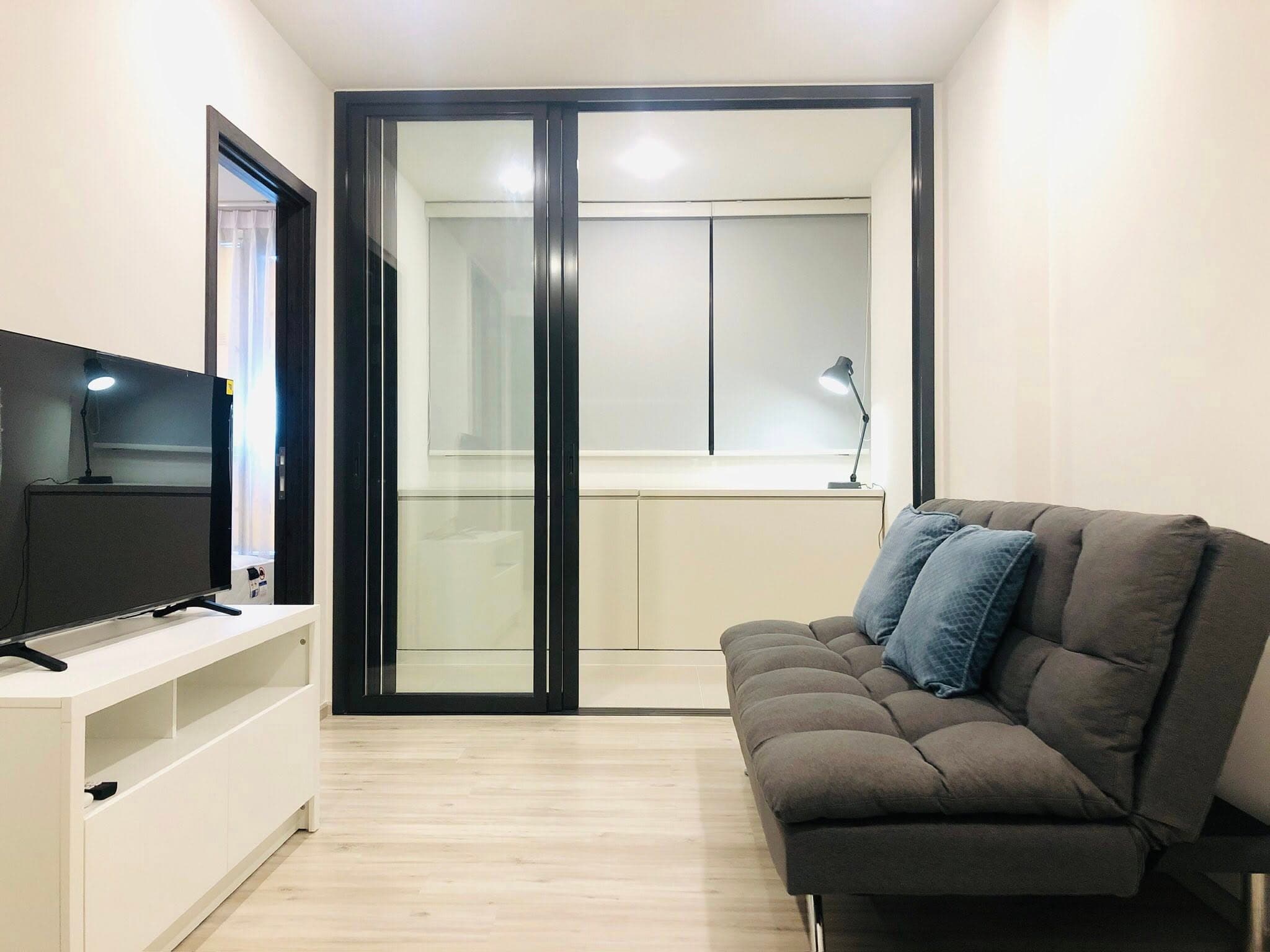 XT Huaikhwang · 1 Bed Condo, 35 sqm, for Rent
