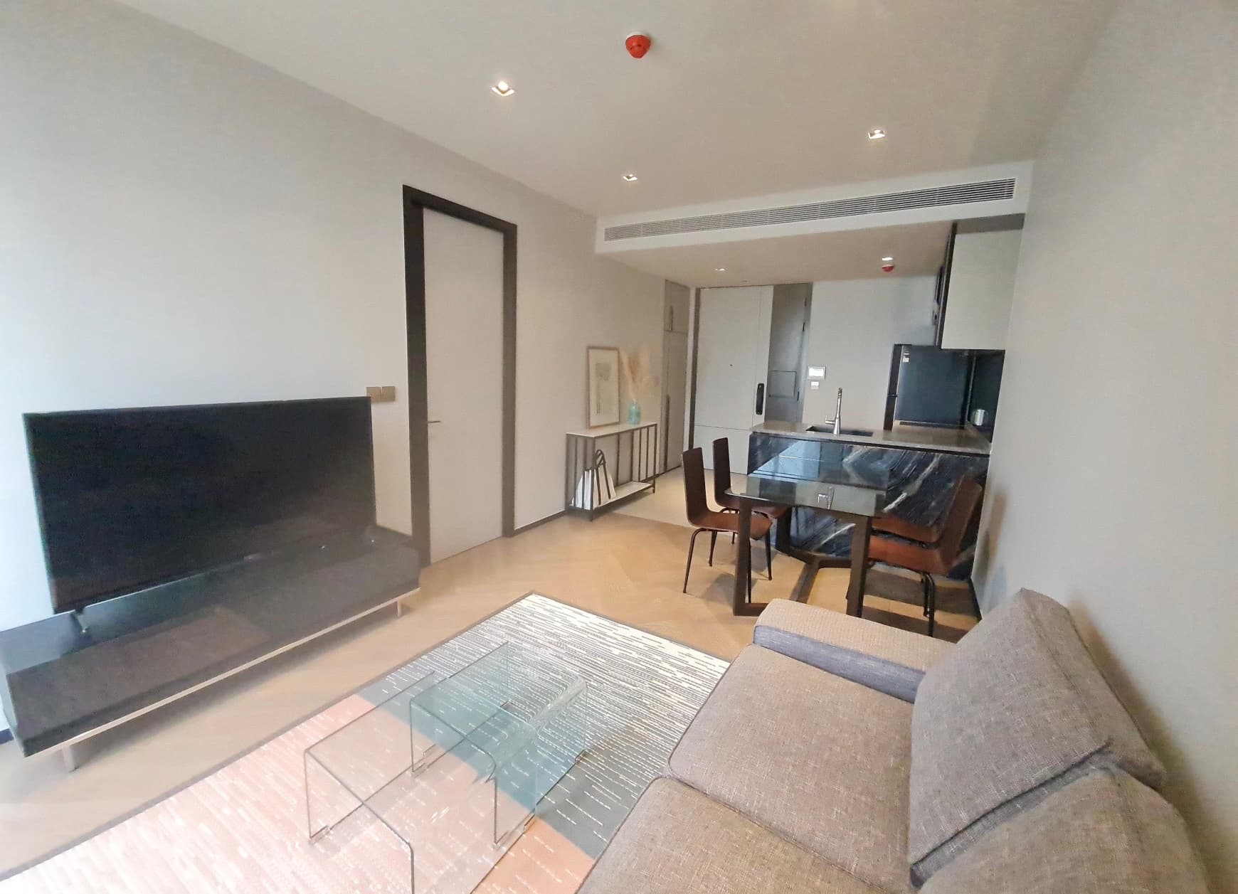 ให้เช่า คอนโด The Reserve 61 Hideaway · 1 ห้องนอน · 48.29 ตร.ม.