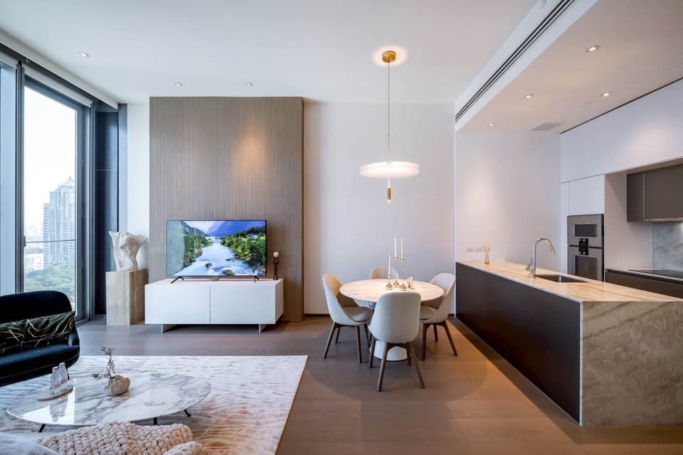 SCOPE Langsuan · 1 Bed Condo, 84.68 sqm, for Rent