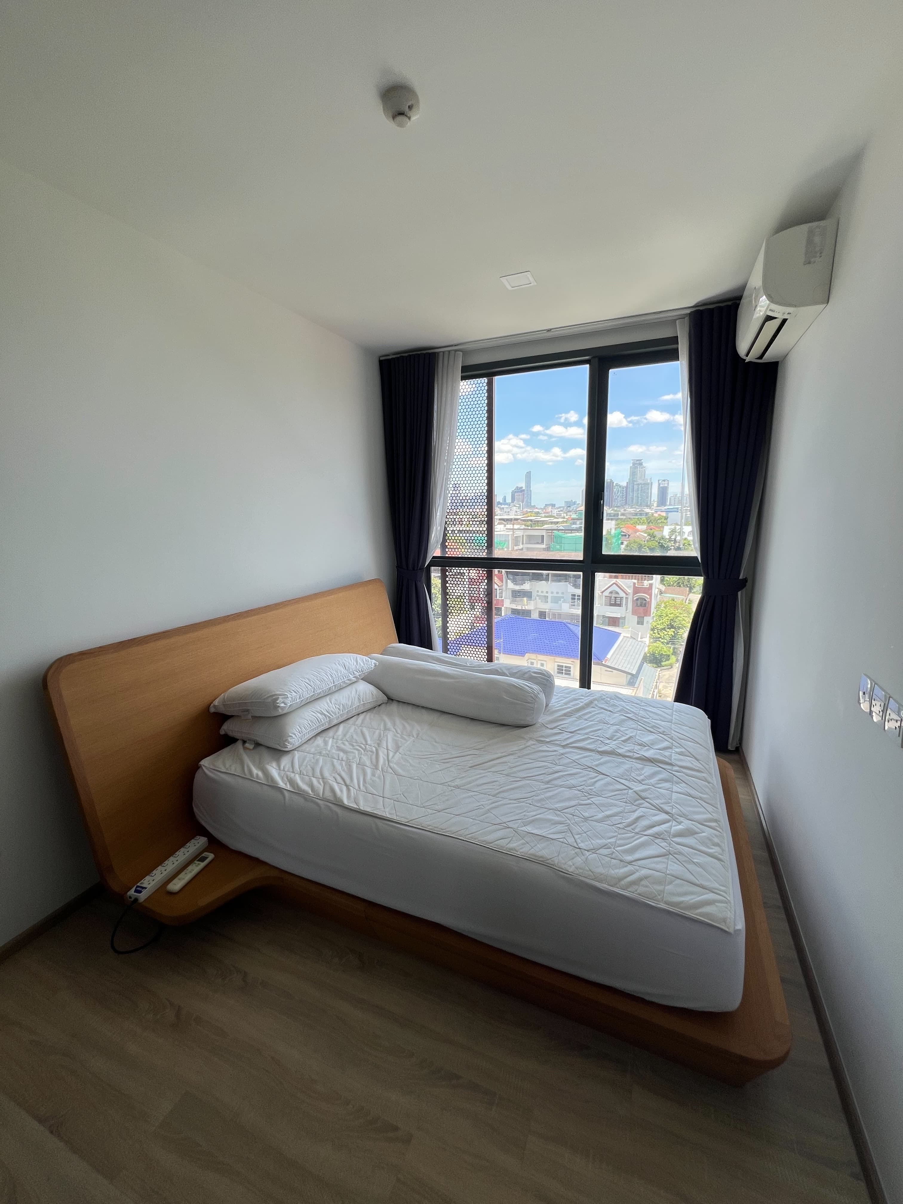 TAKA HAUS EKAMAI 12 · 1 Bed Condo, 41.54 sqm, for Sale