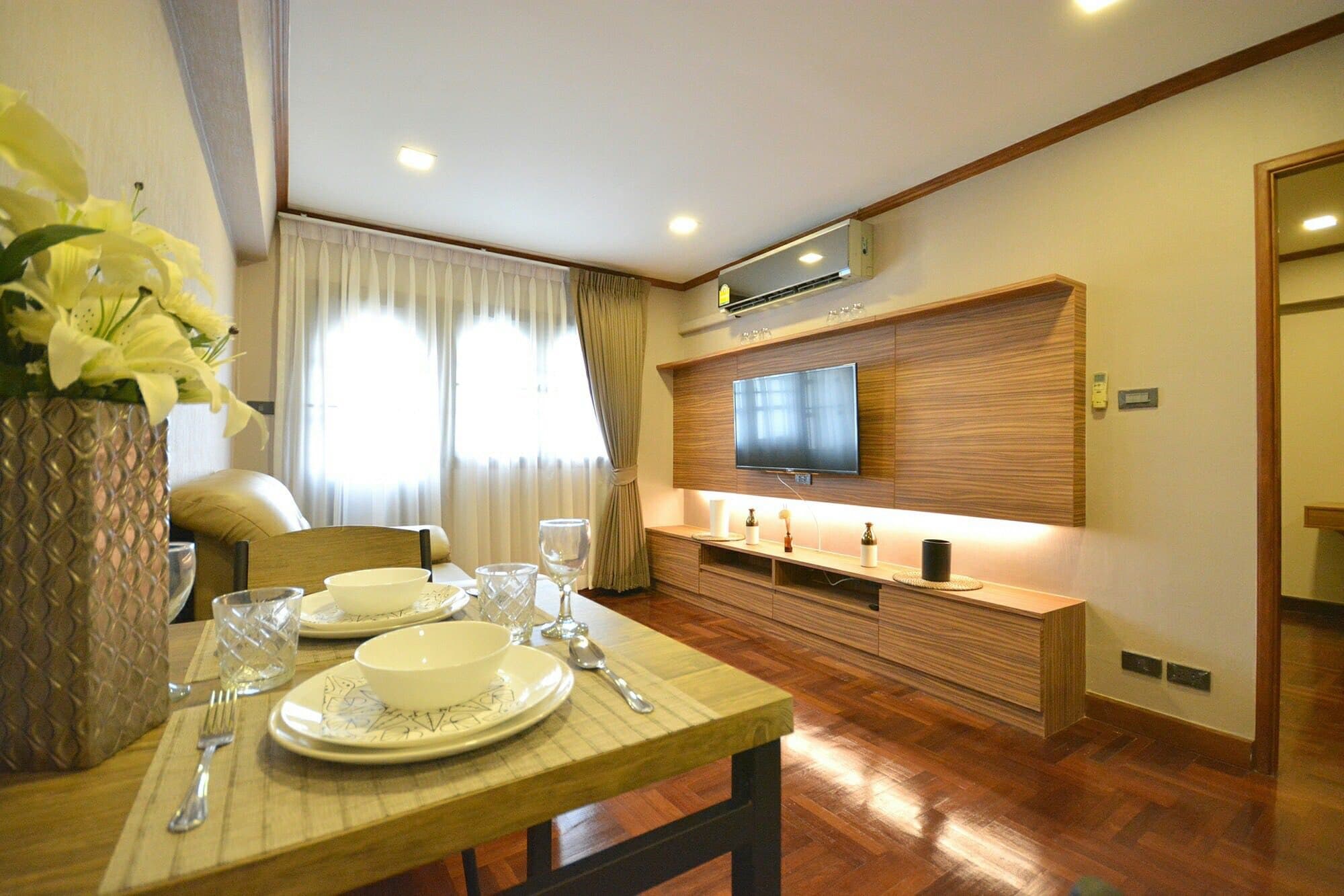 Thonglor Tower · 1 Bed Condo, 50 sqm, for Sale or Rent