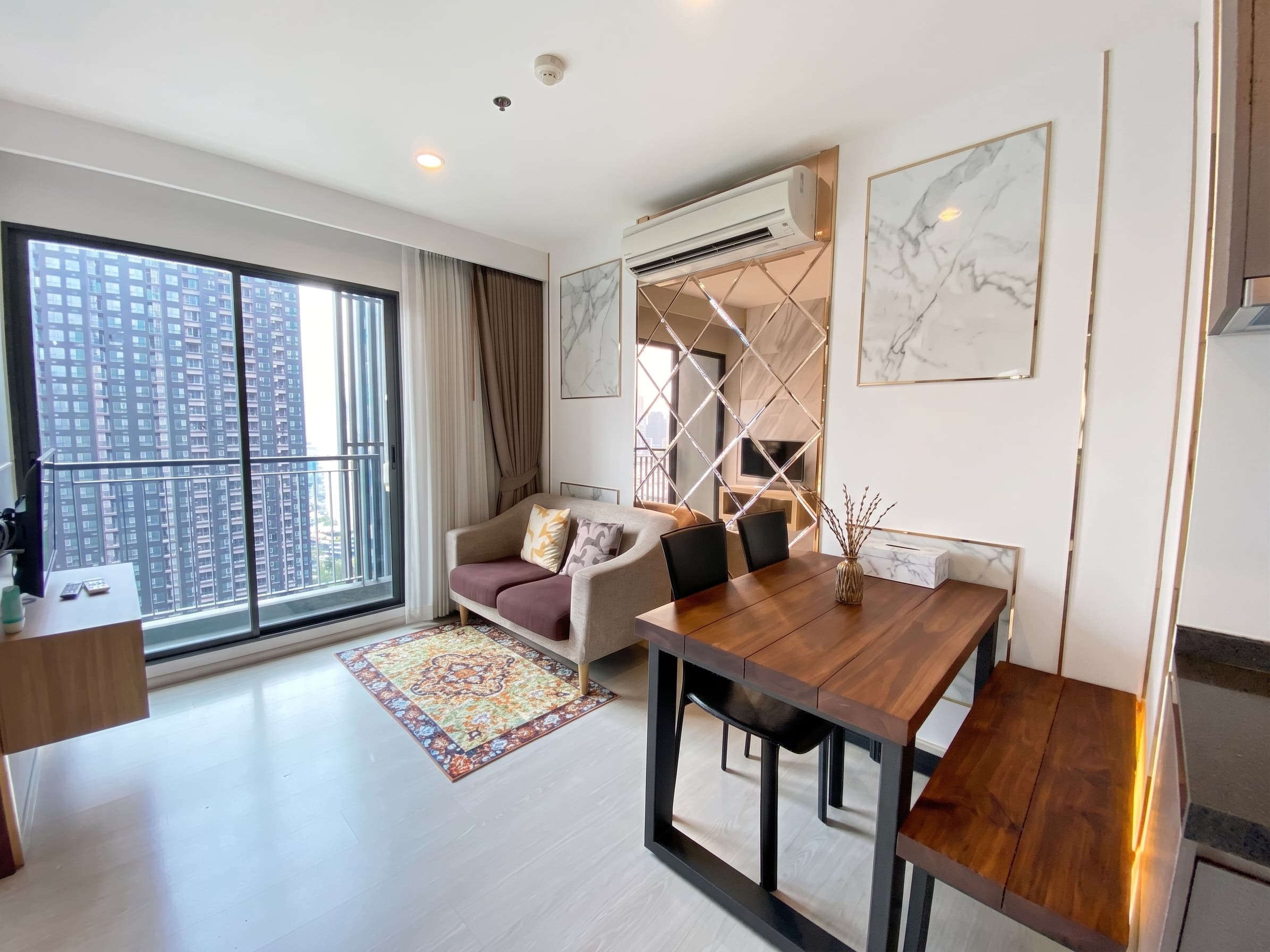 RHYTHM Asoke · 2 Beds Condo, 41.5 sqm, for Rent
